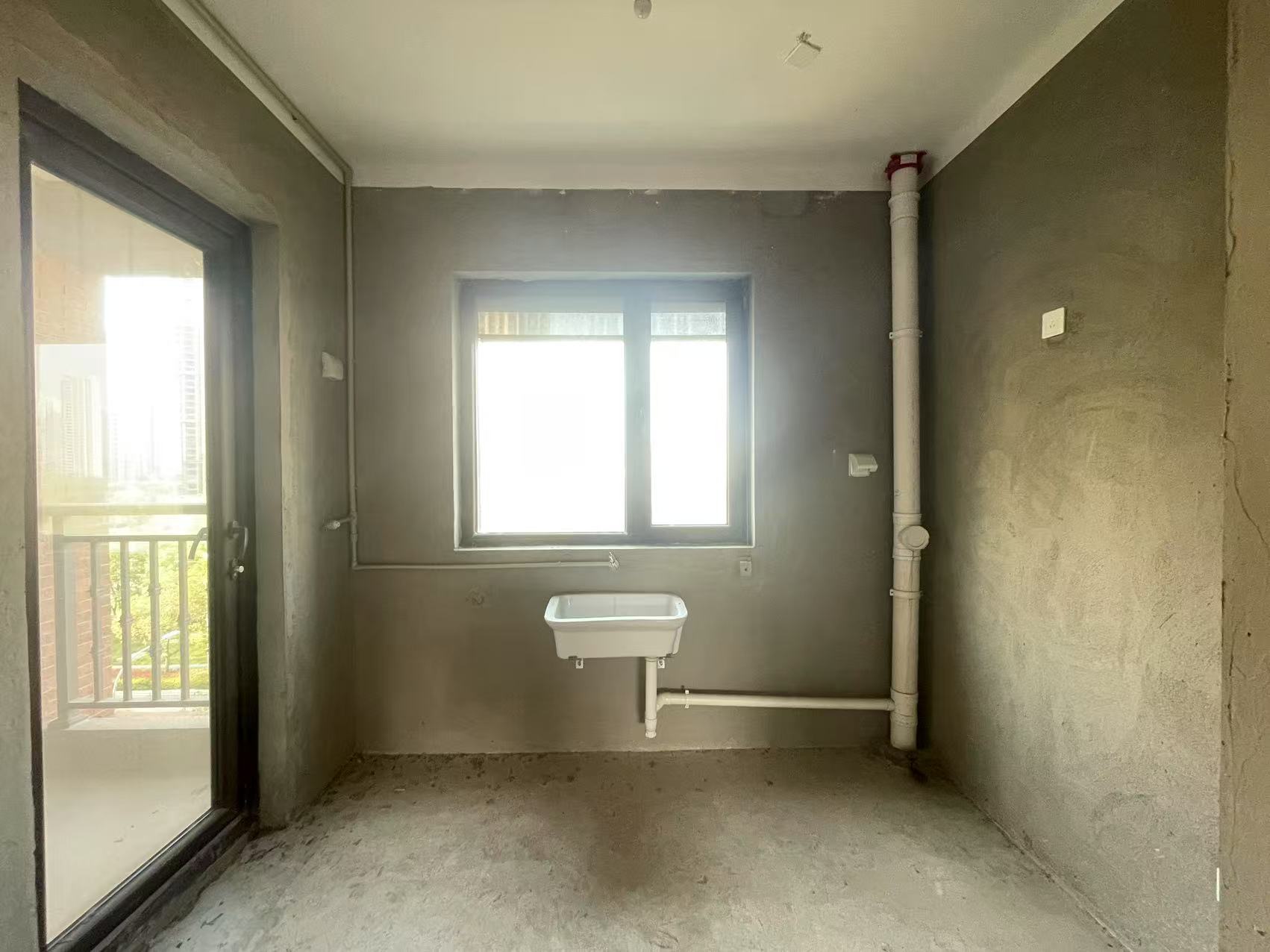 星湖郡 2室2厅1卫 108m&sup2;