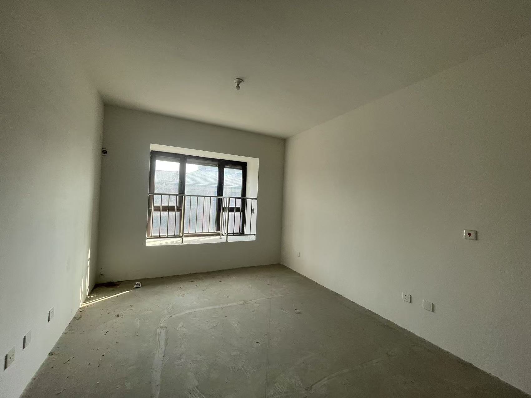 星湖郡 2室2厅1卫 108m&sup2;