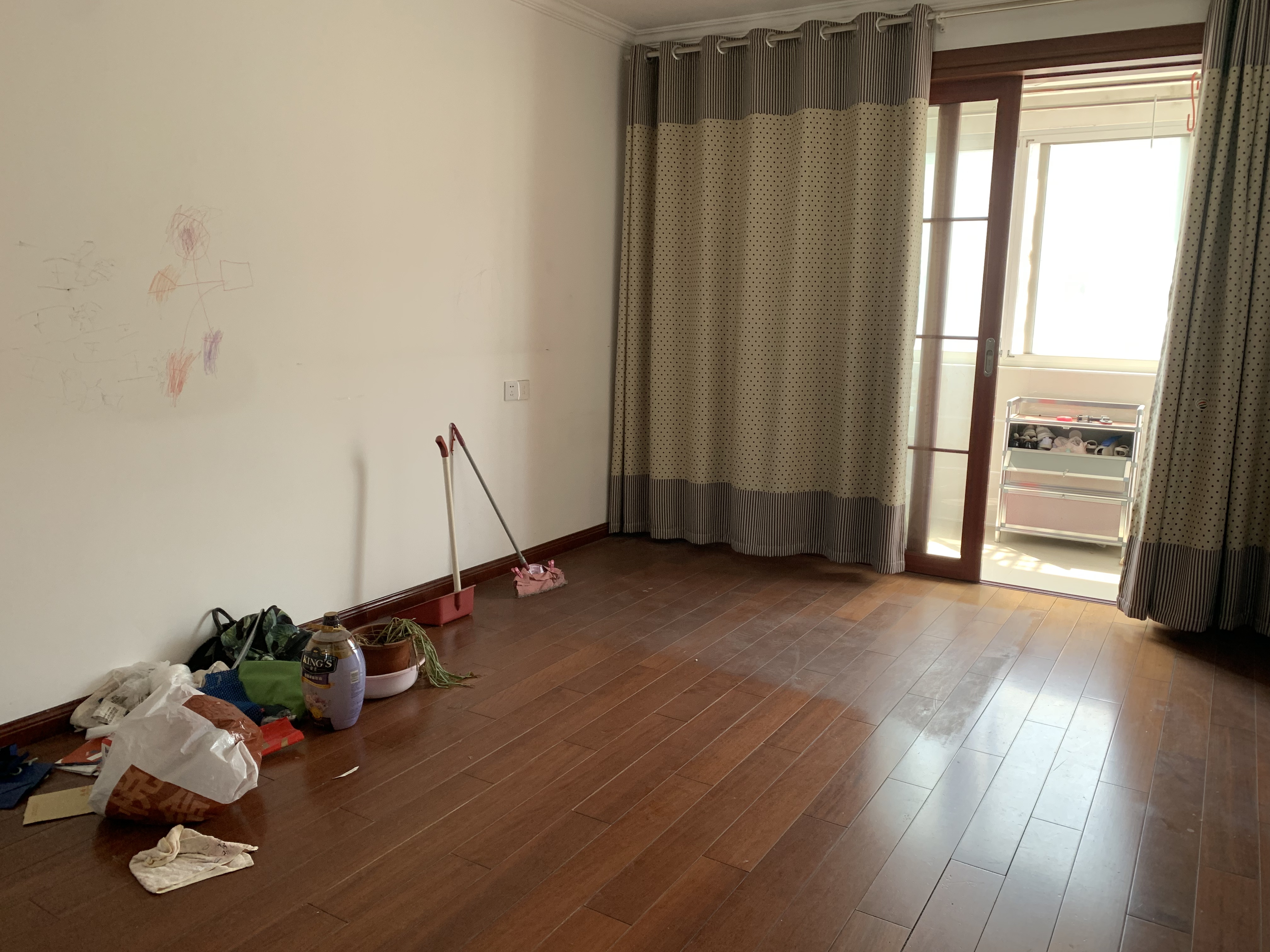 郭里园 3室1厅1卫 71.24m²