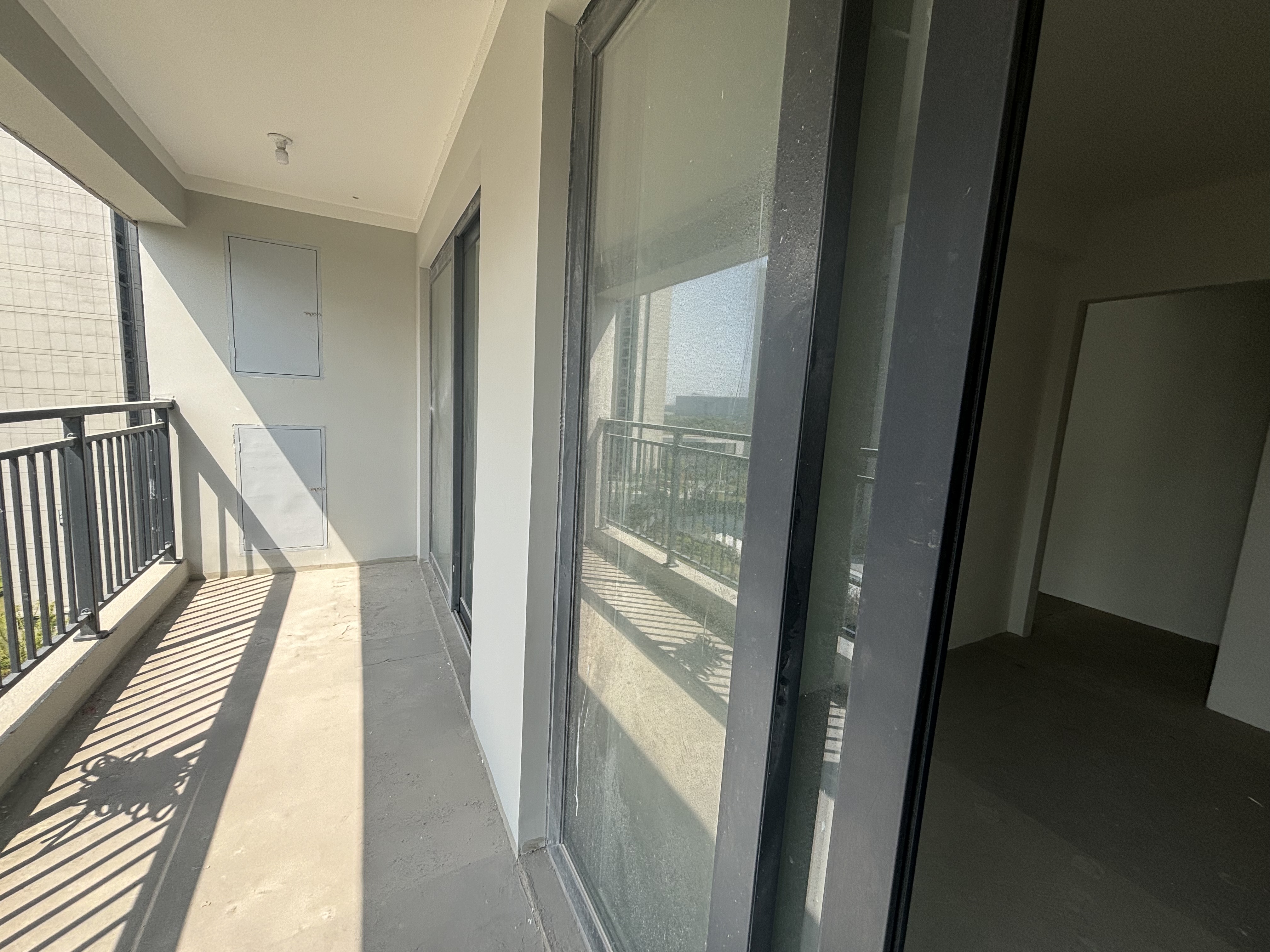 东时区 4室2厅2卫 114m&sup2;