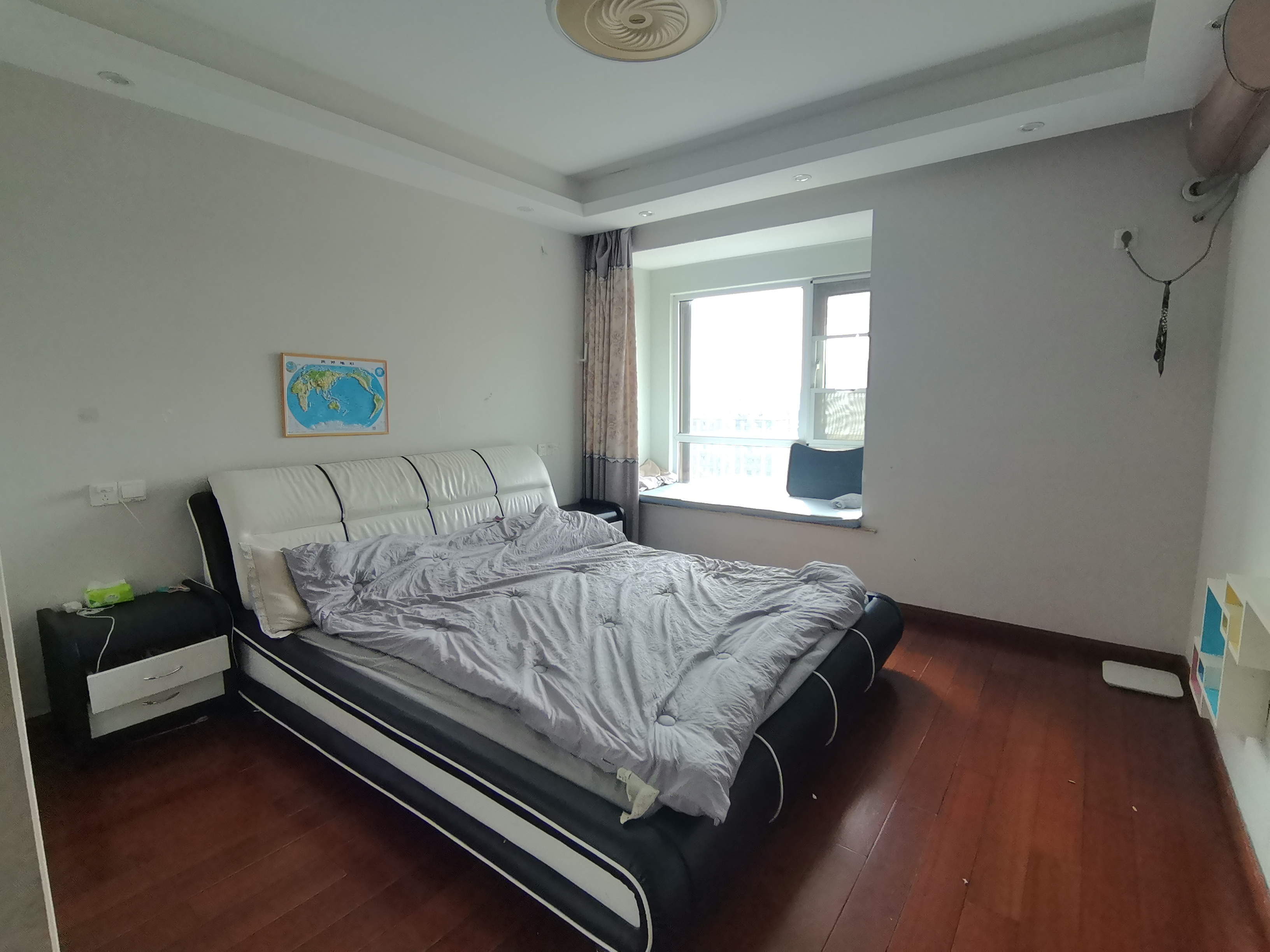 中海碧林湾 4室2厅1卫 125.38m²