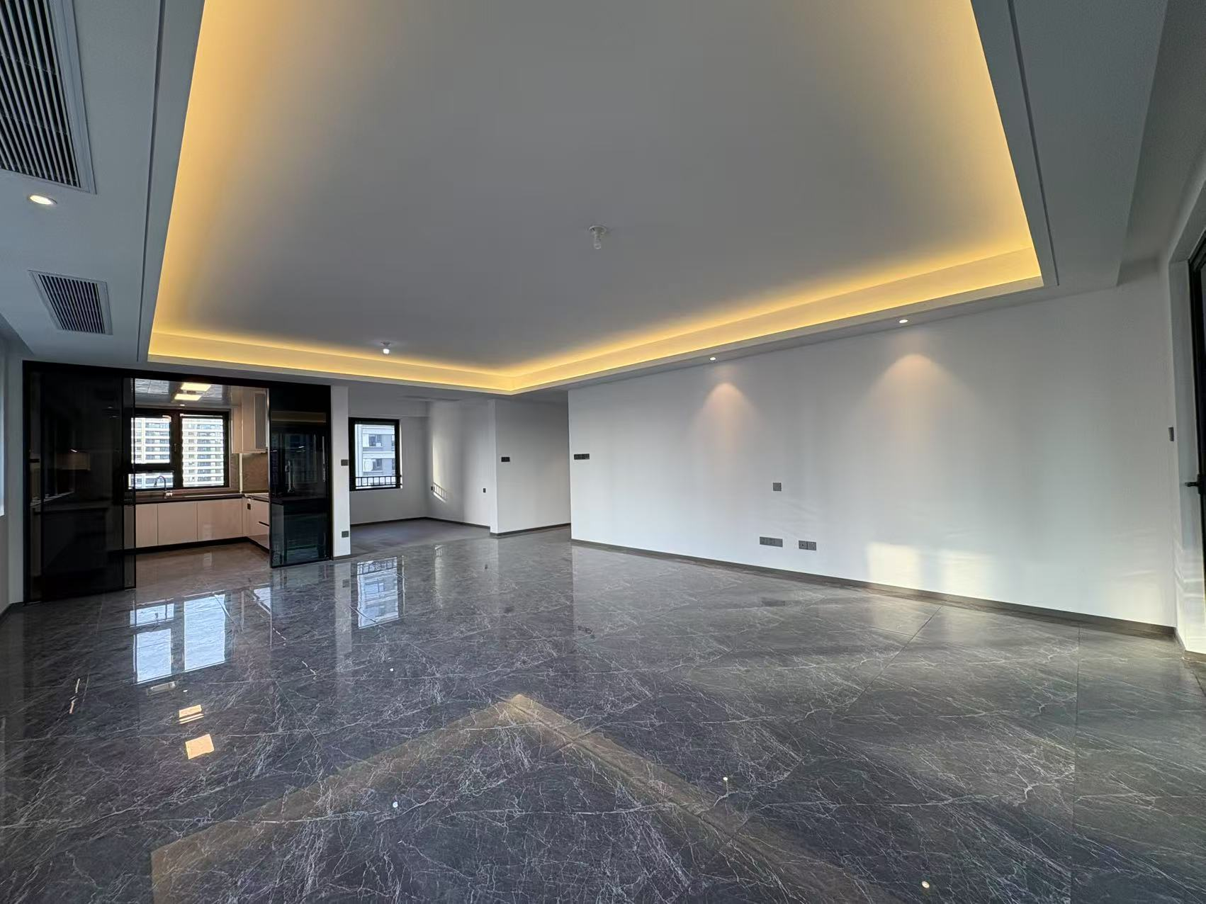 招商公园道 4室2厅3卫 198.22m&sup2;