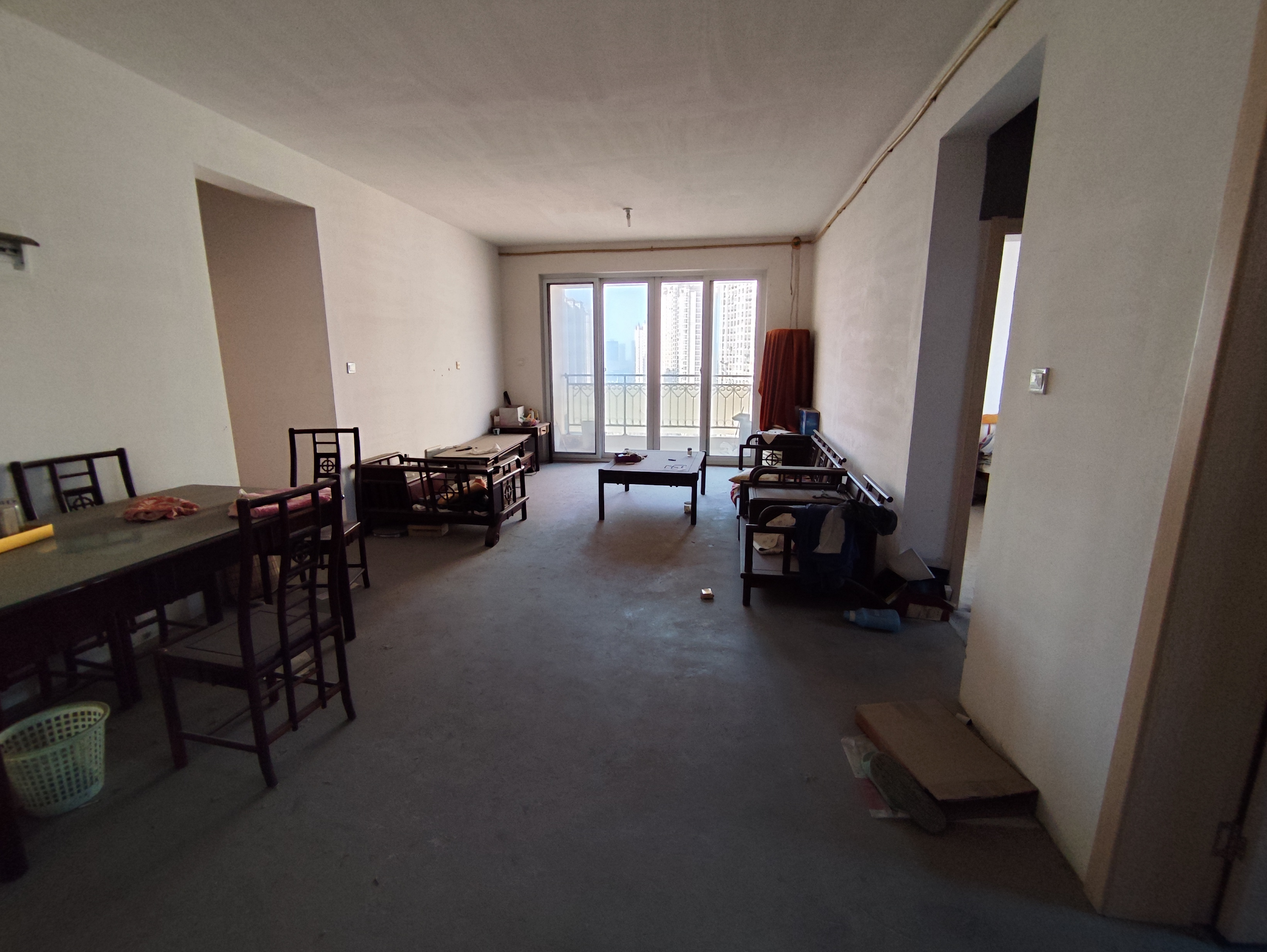 中南世纪花城二期 3室2厅2卫 140.57m²