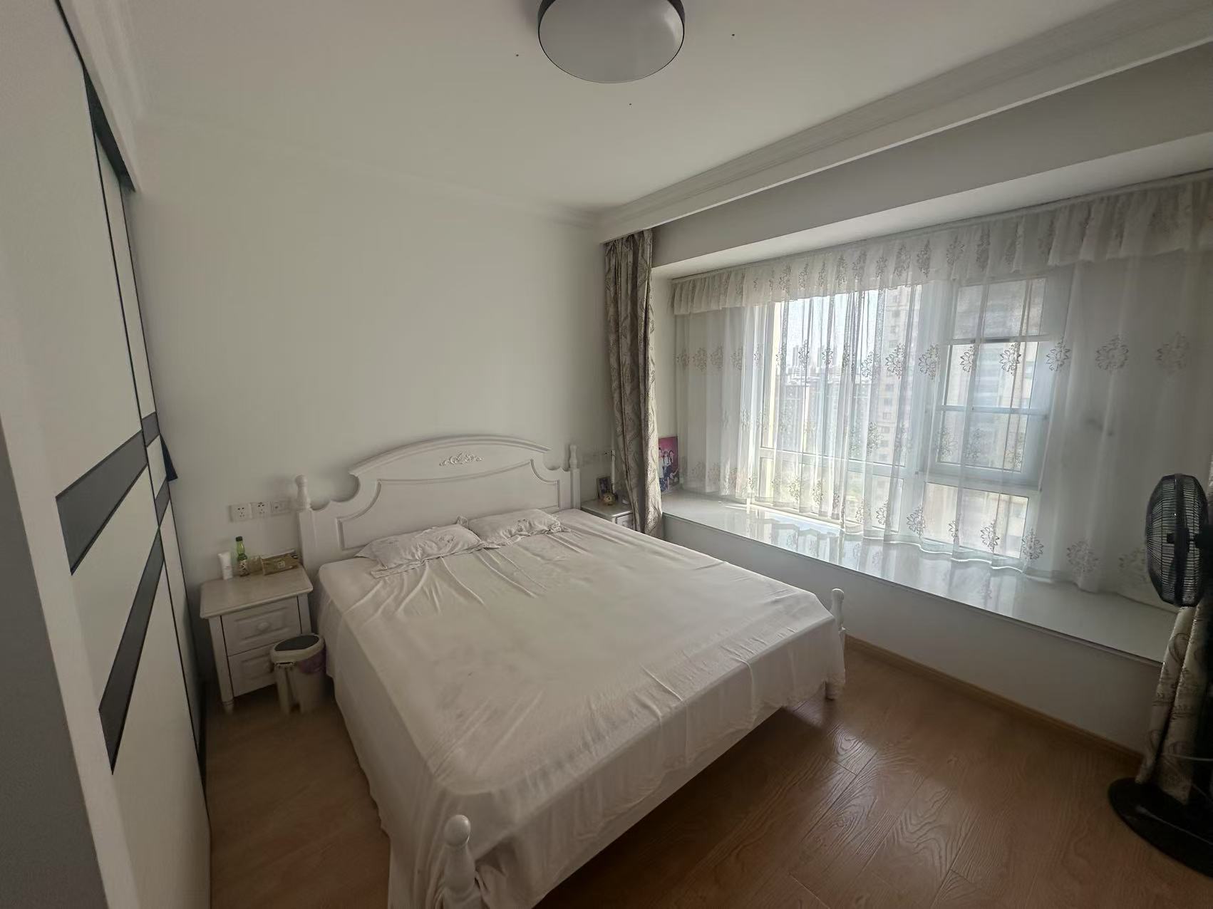 中海碧林湾 4室2厅2卫 128.00m&sup2;
