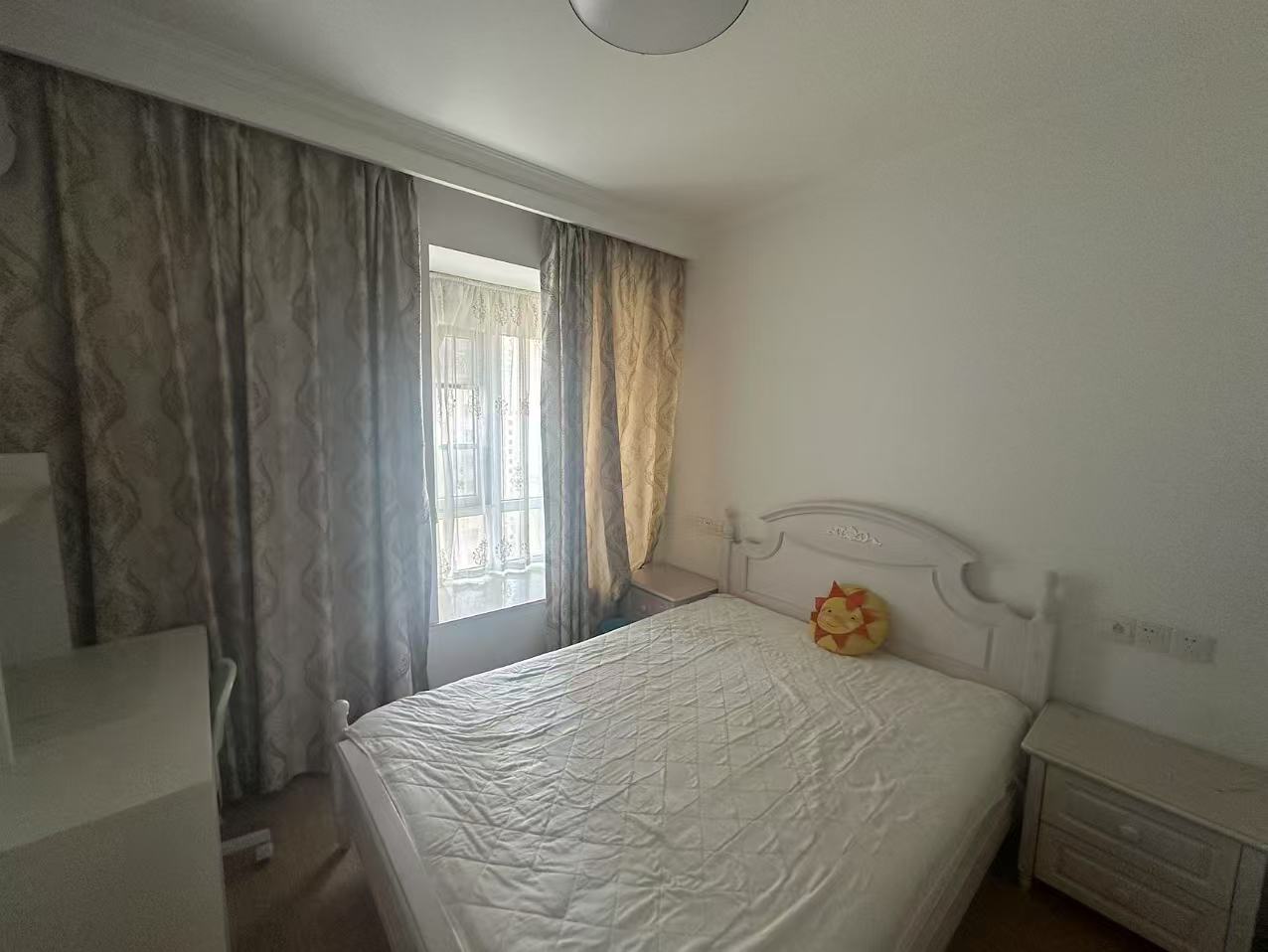 中海碧林湾 4室2厅2卫 128.00m&sup2;