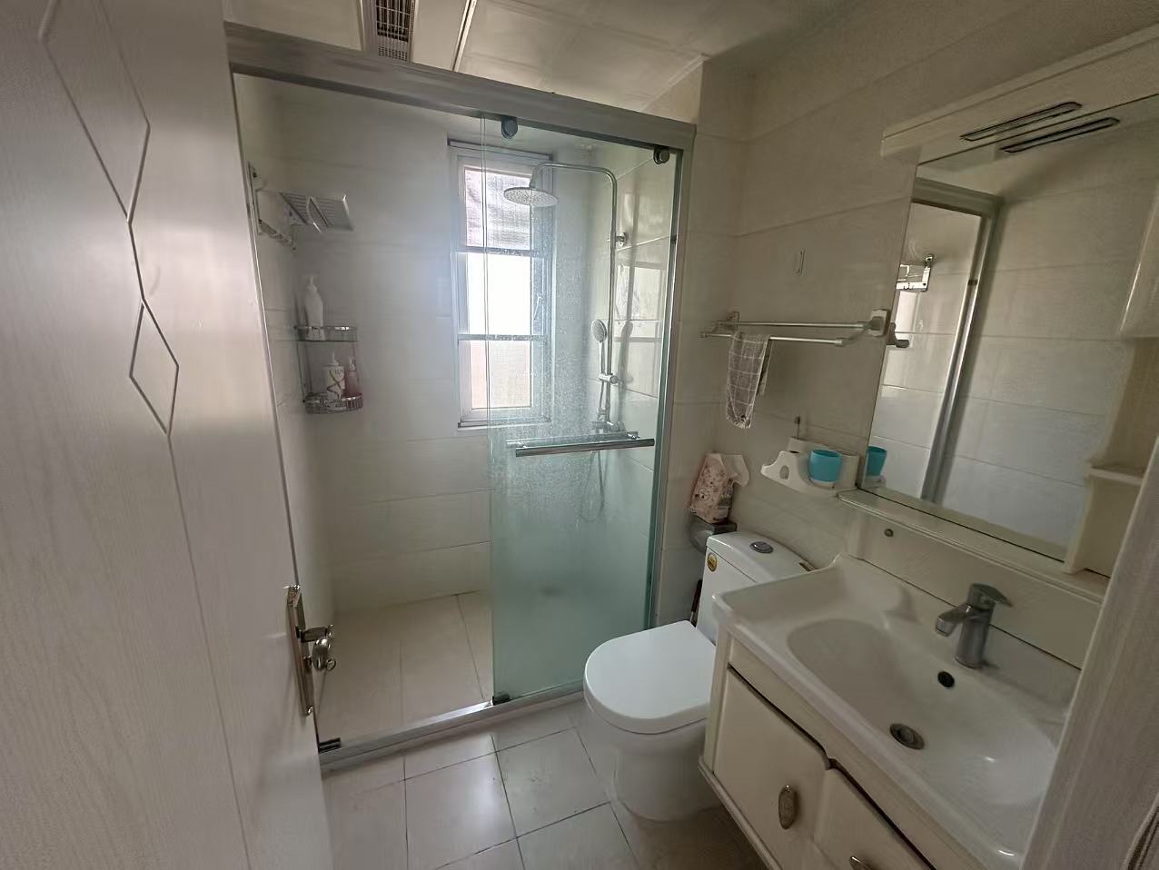 中海碧林湾 4室2厅2卫 128.00m&sup2;