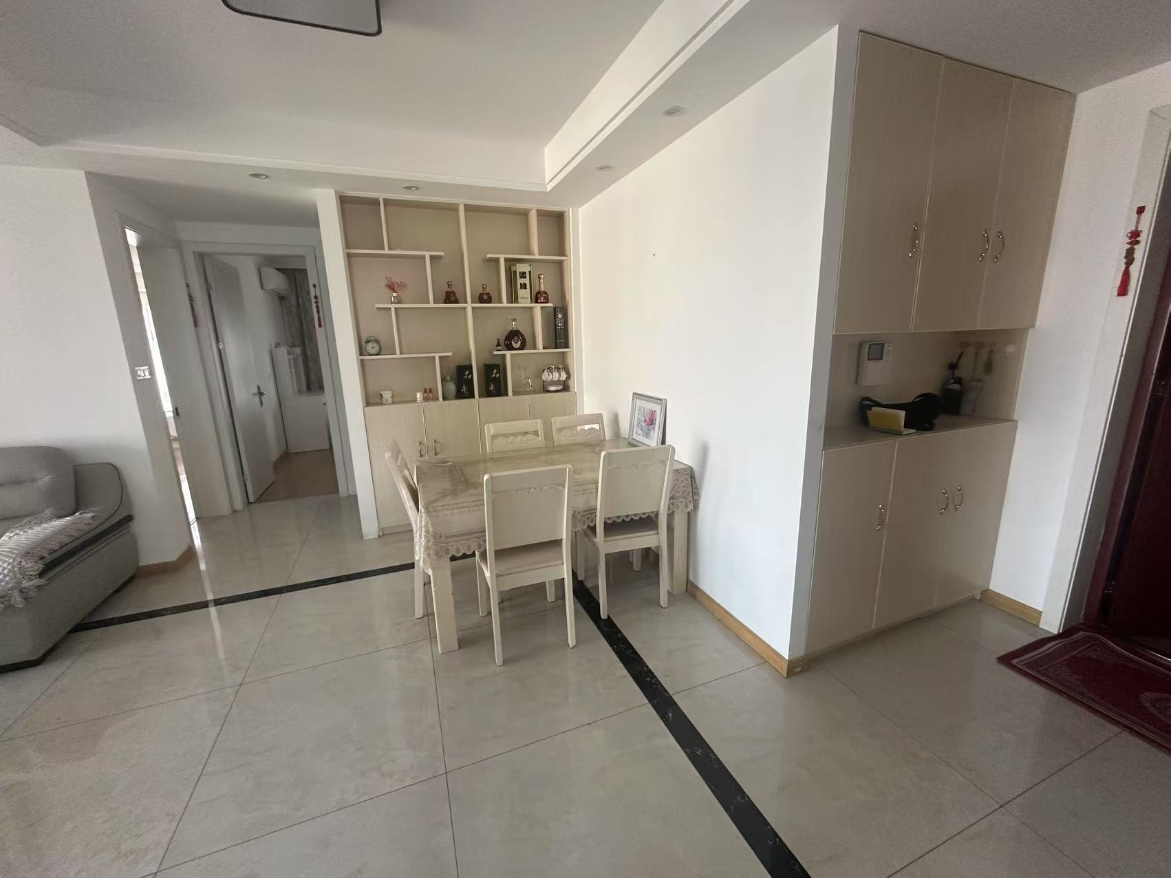 中海碧林湾 4室2厅2卫 128.00m&sup2;