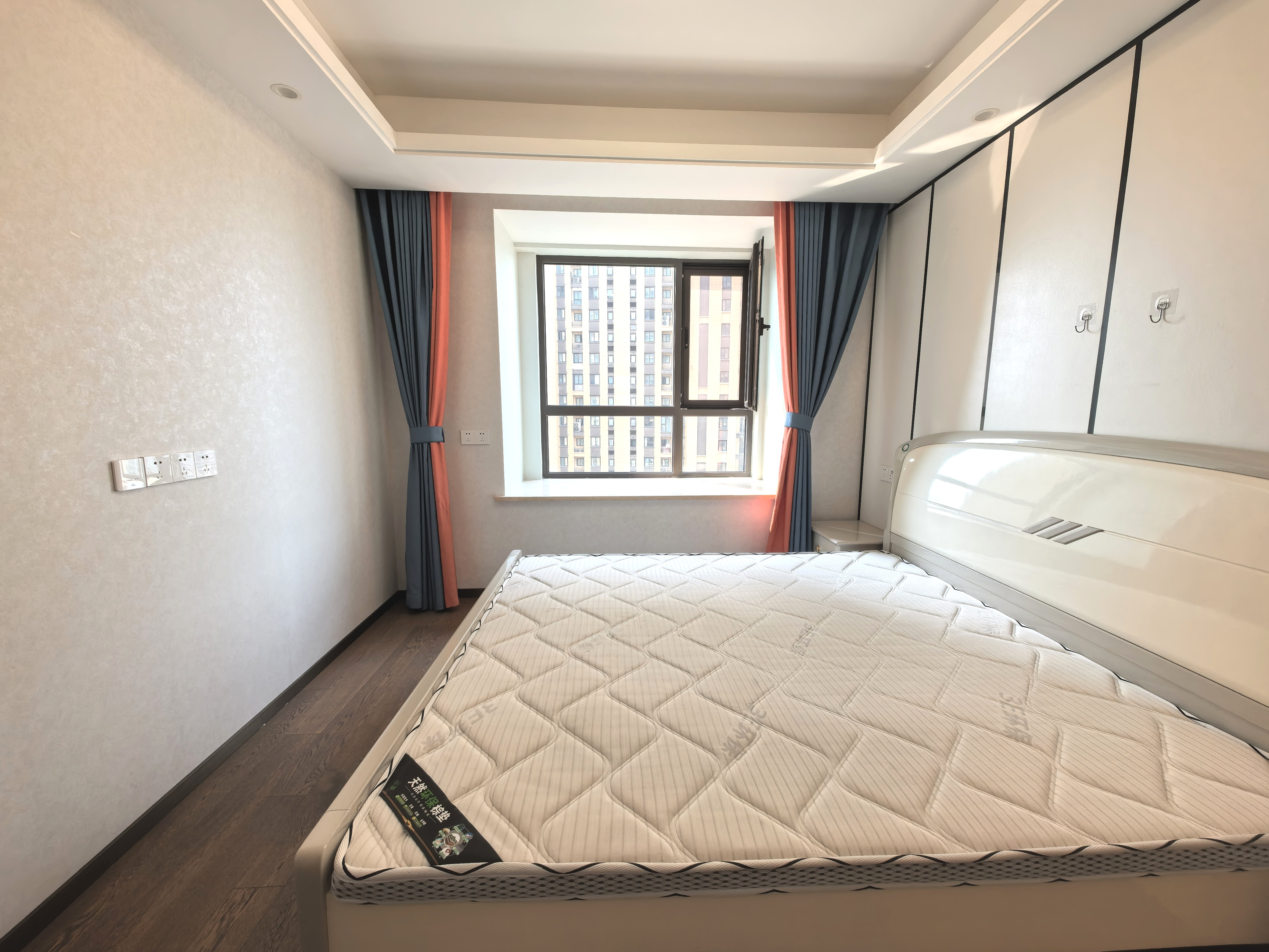 新城香溢紫郡 3室2厅2卫 117m²