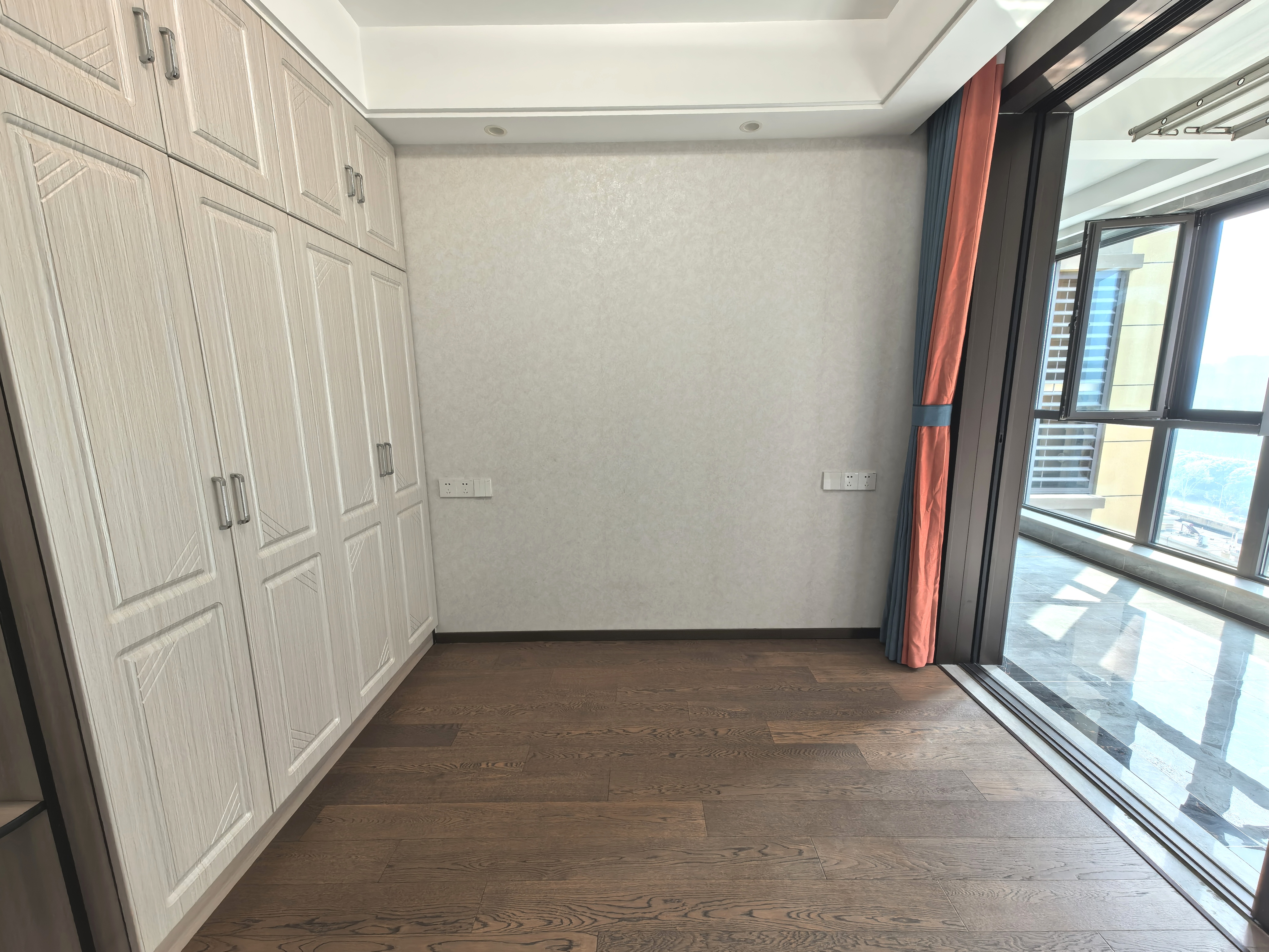 新城香溢紫郡 3室2厅2卫 117m²
