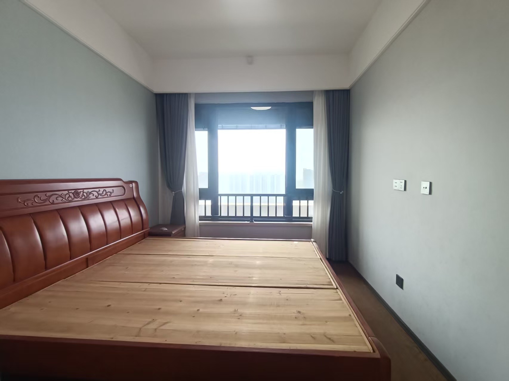 春风南岸西园 4室2厅2卫 140m&sup2;