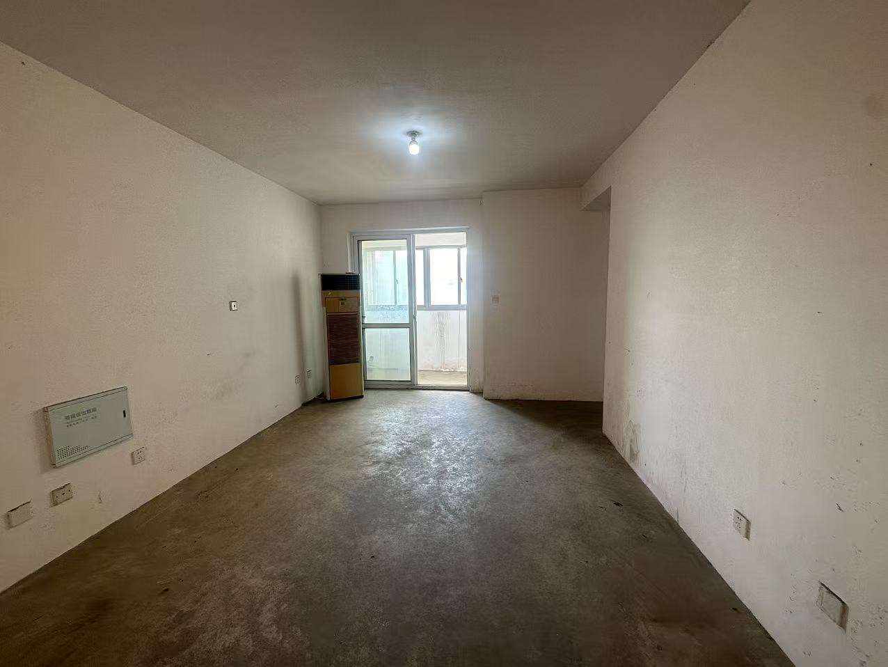 世濠花园 3室2厅1卫 92.56m²