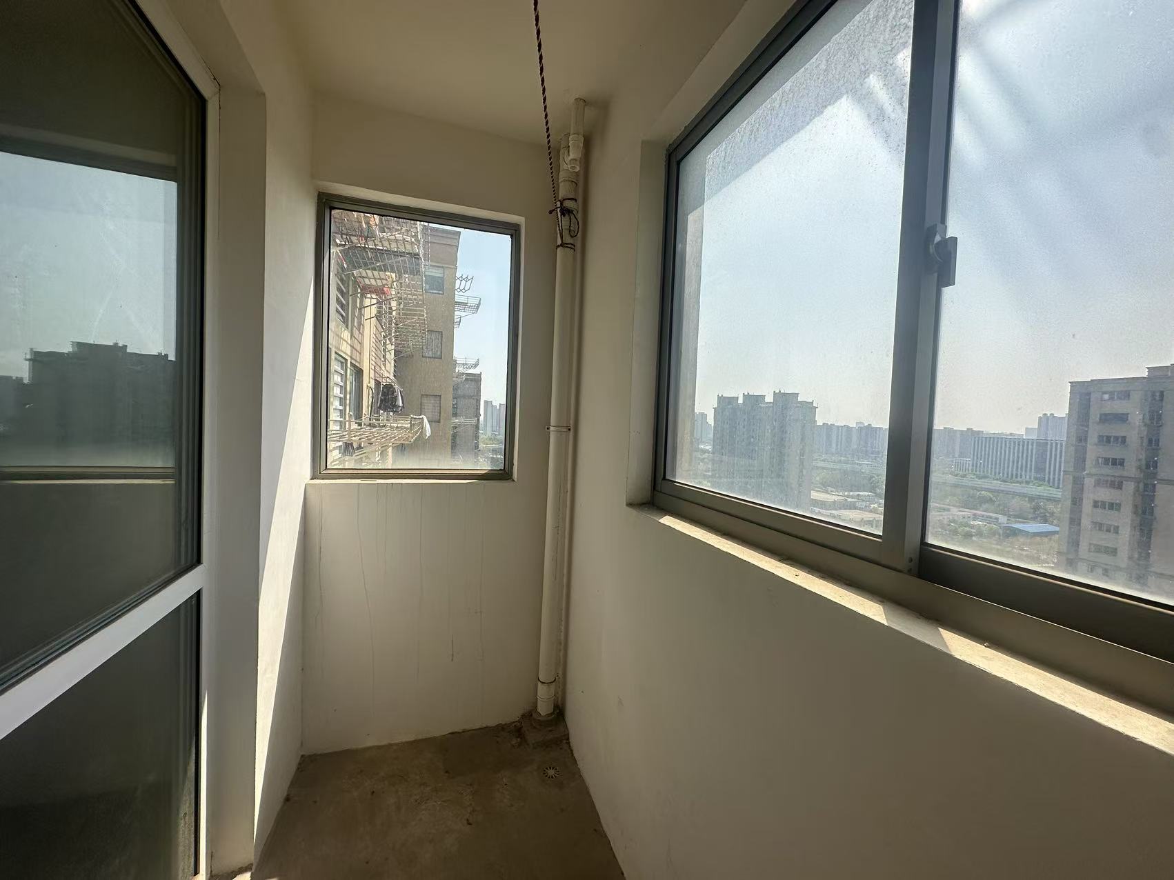 世濠花园 3室1厅1卫 95m&sup2;