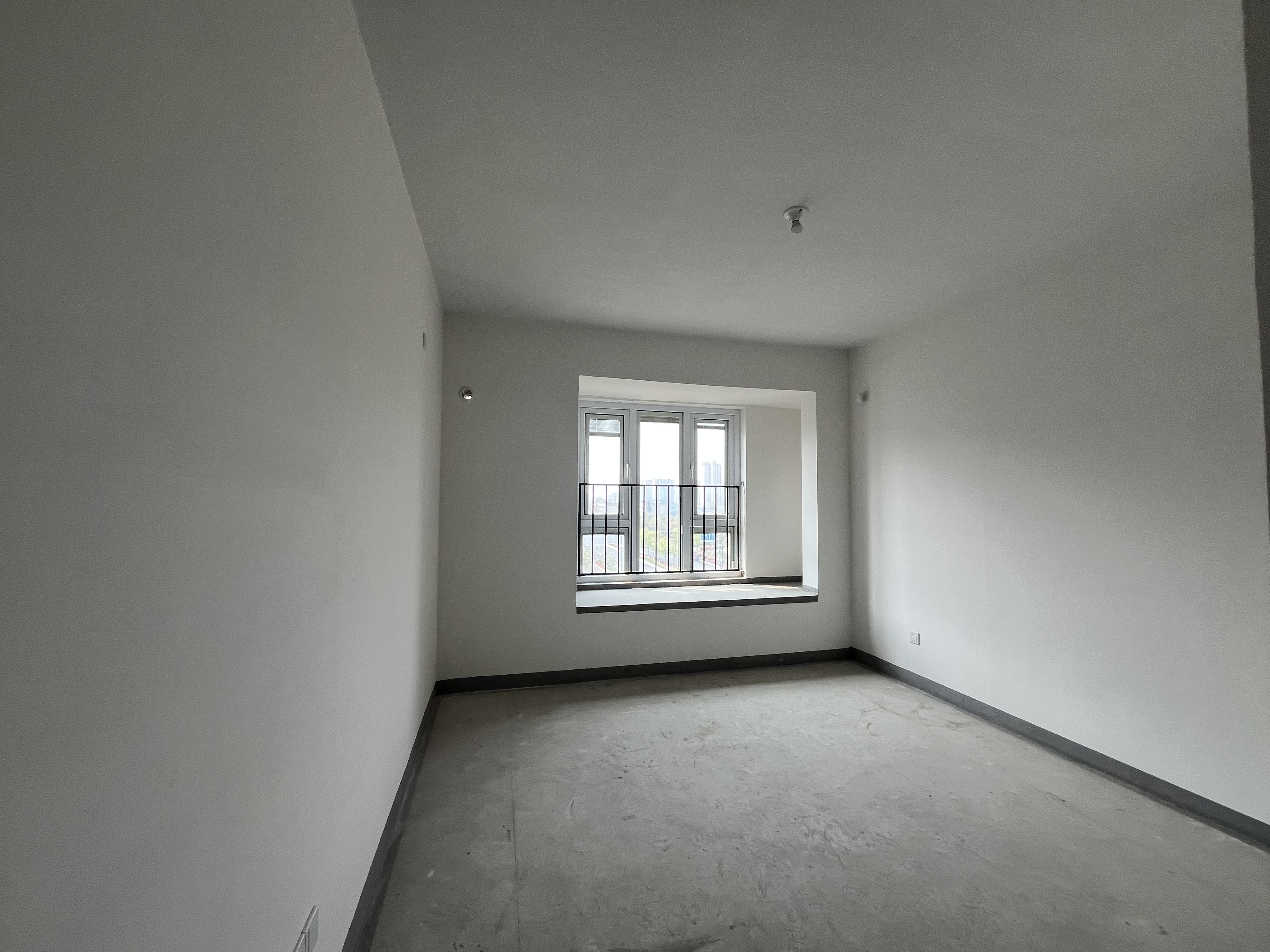 金地繁茂里 4室2厅2卫 138m²