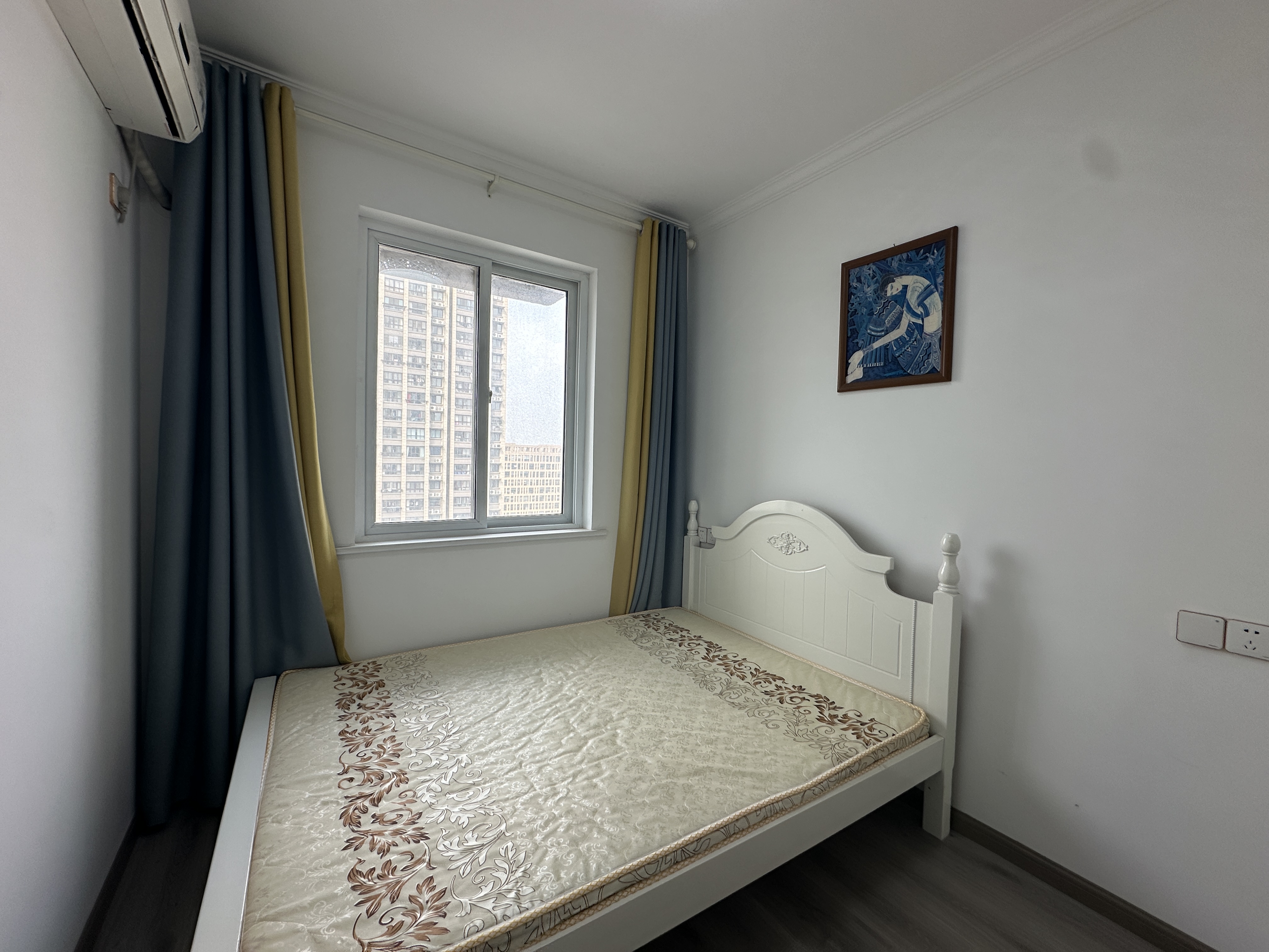 学士府 2室2厅1卫 88m²