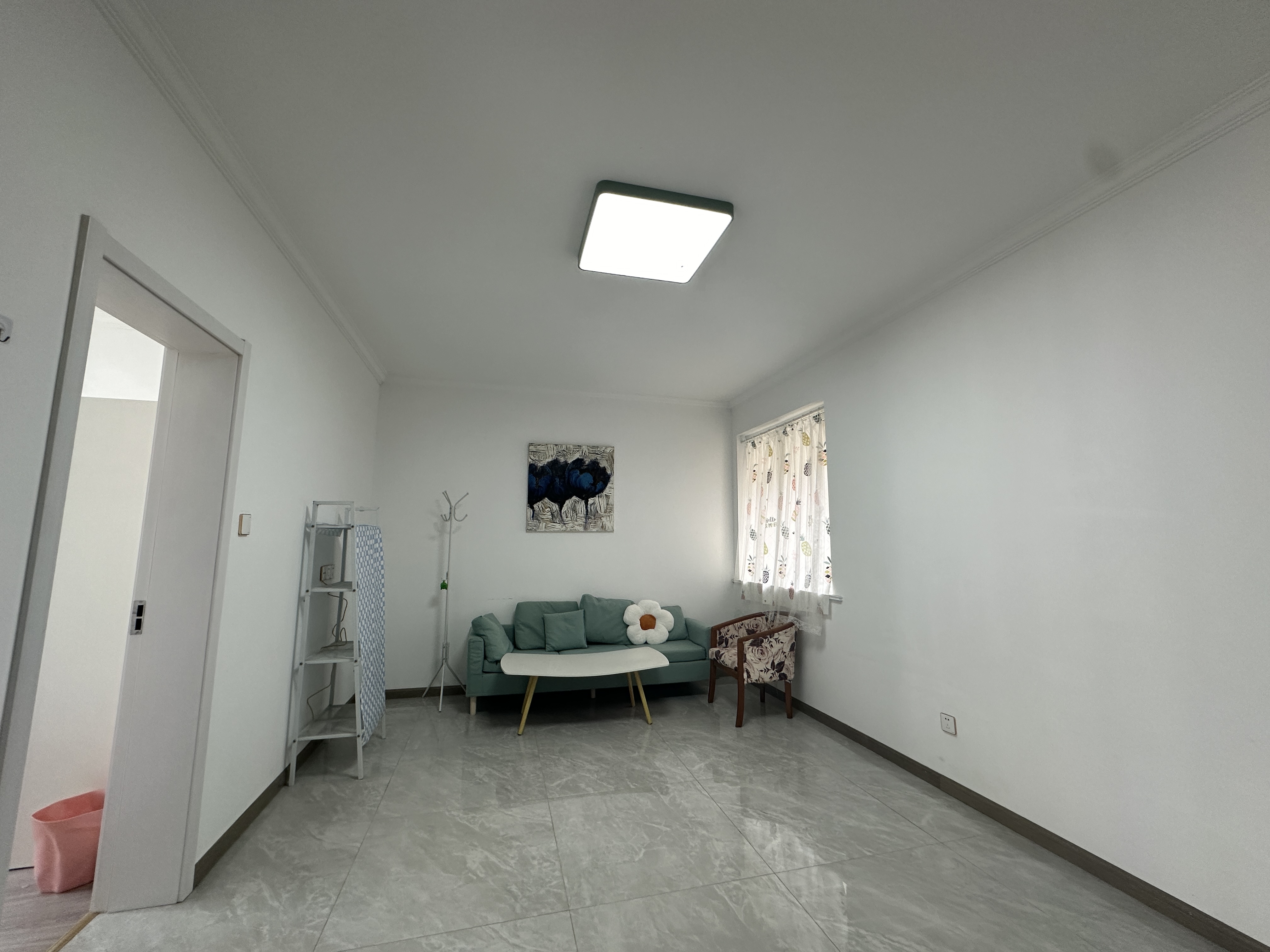 学士府 2室2厅1卫 88m²