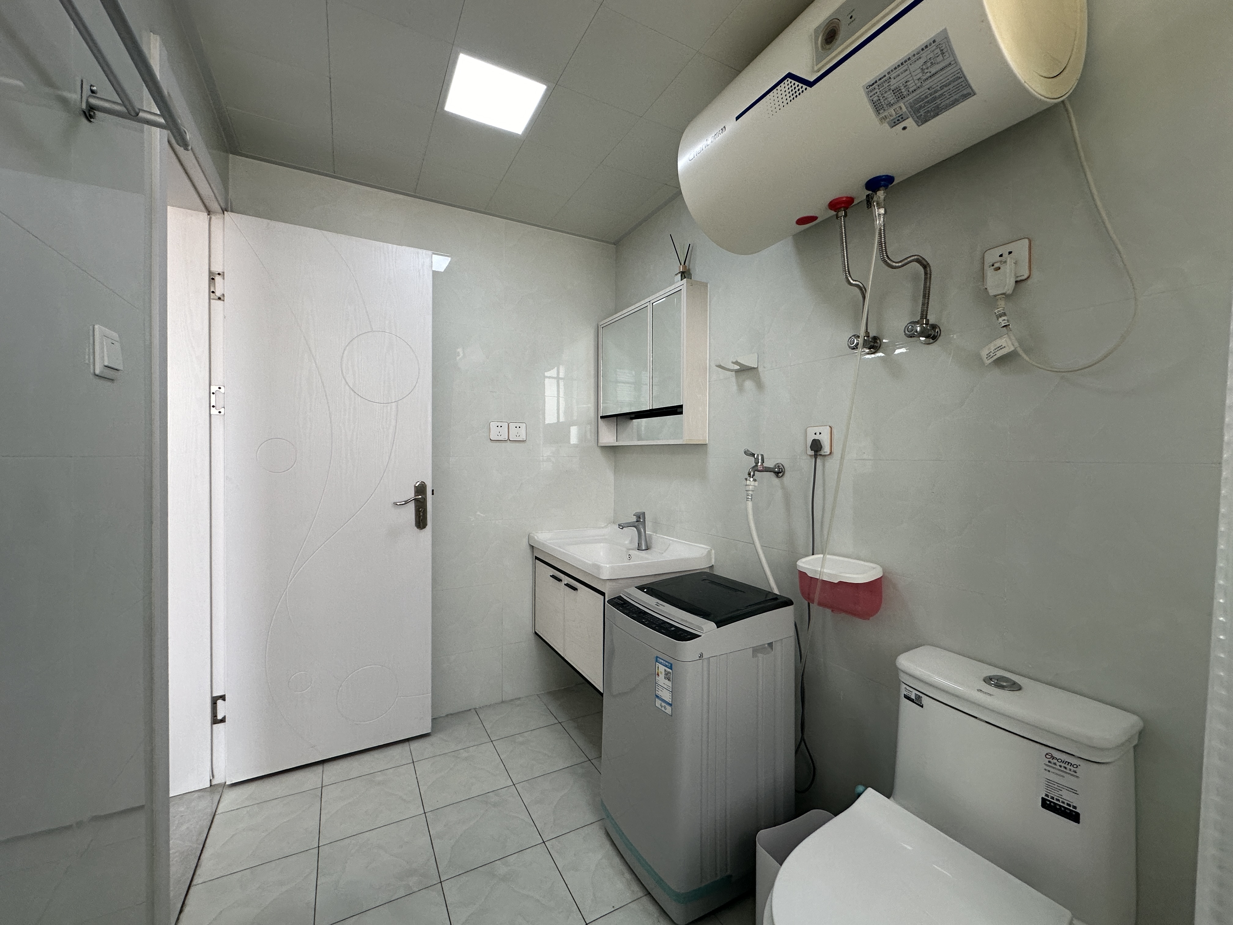 学士府 2室2厅1卫 88m²