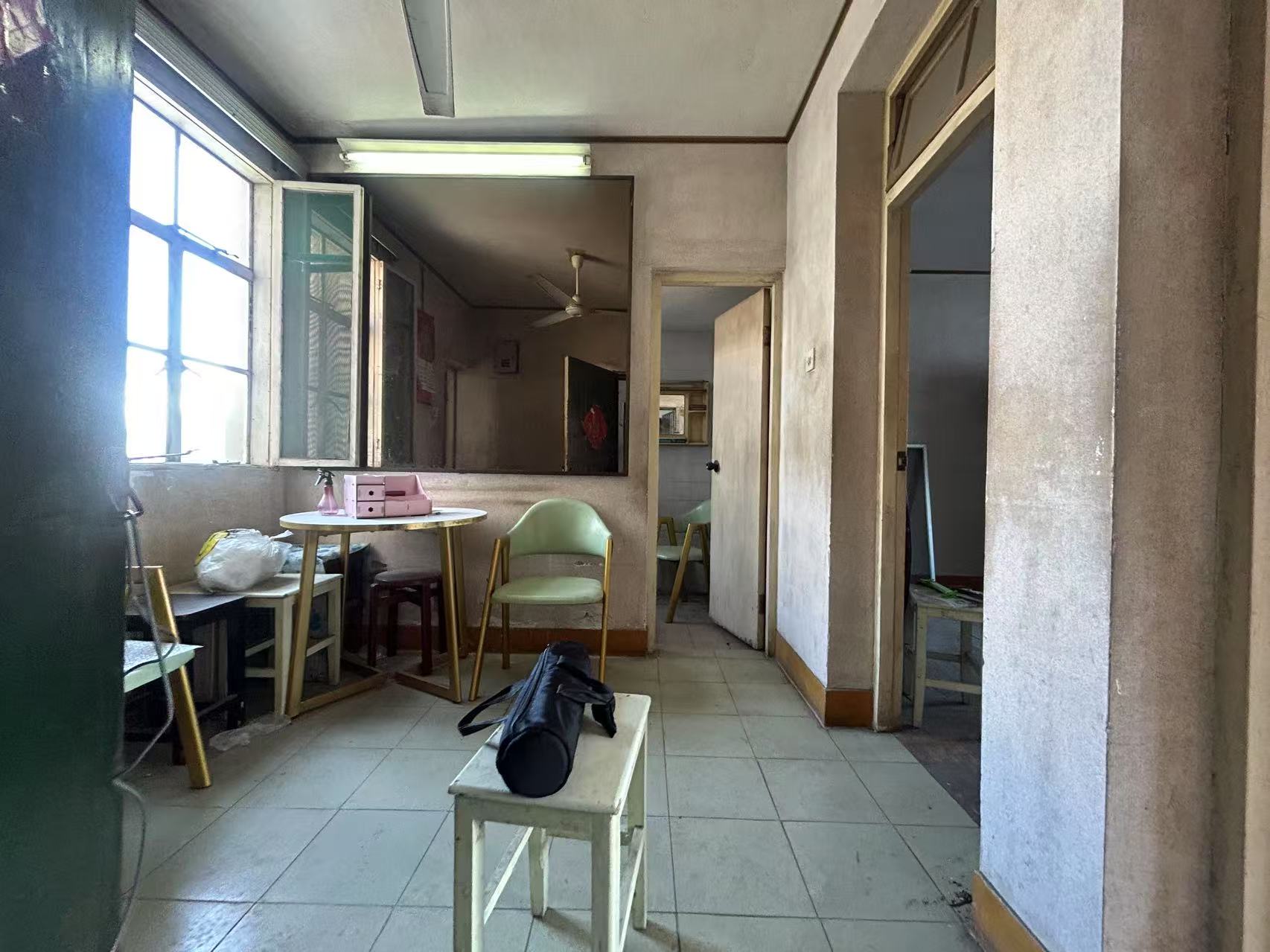 花园角 2室1厅1卫 60.06m²