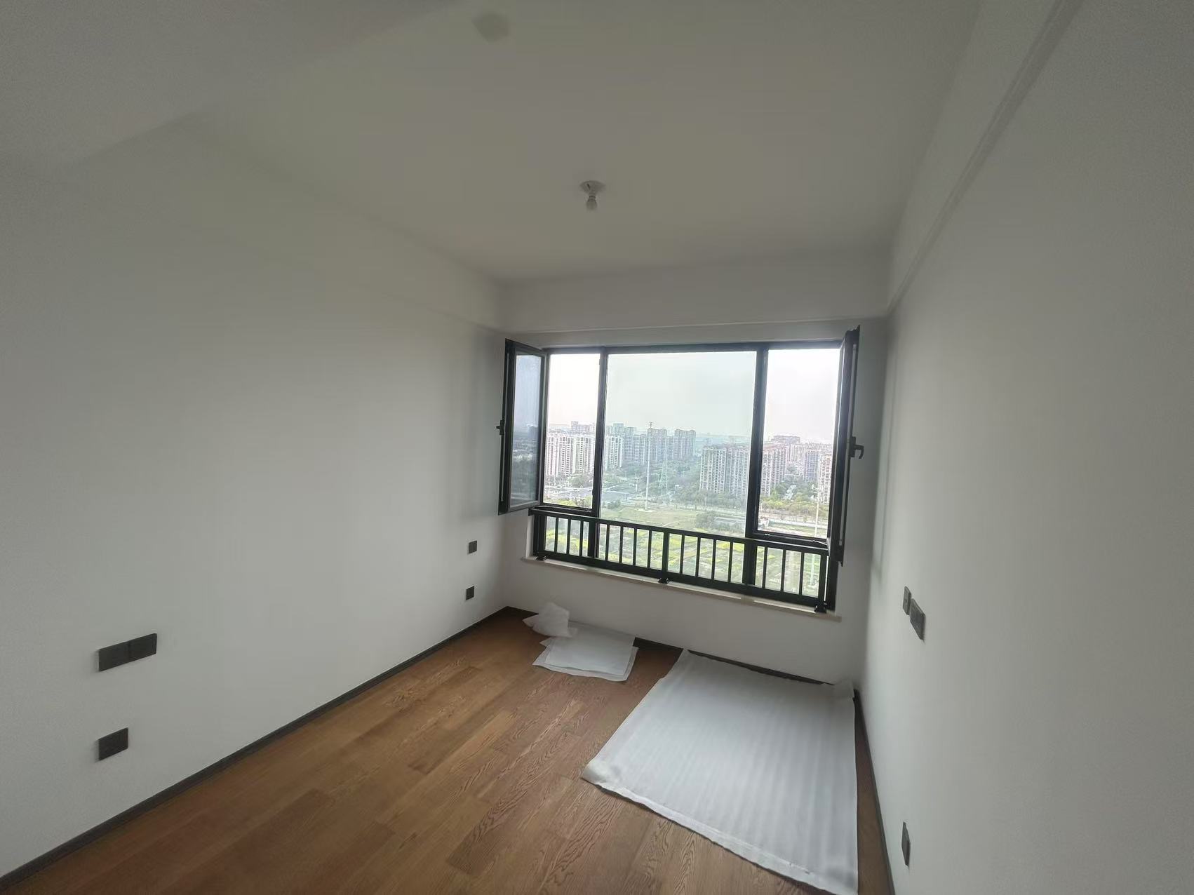 春风南岸西园 3室2厅2卫 123m²