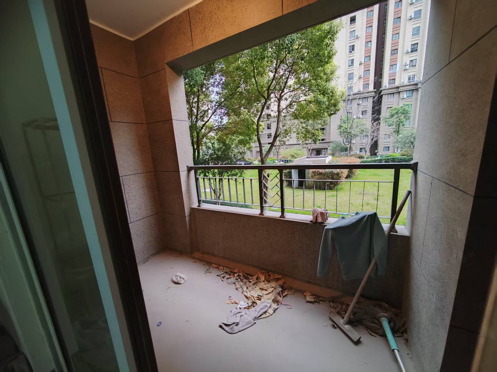 世茂公元 2室1厅1卫 67m&sup2;