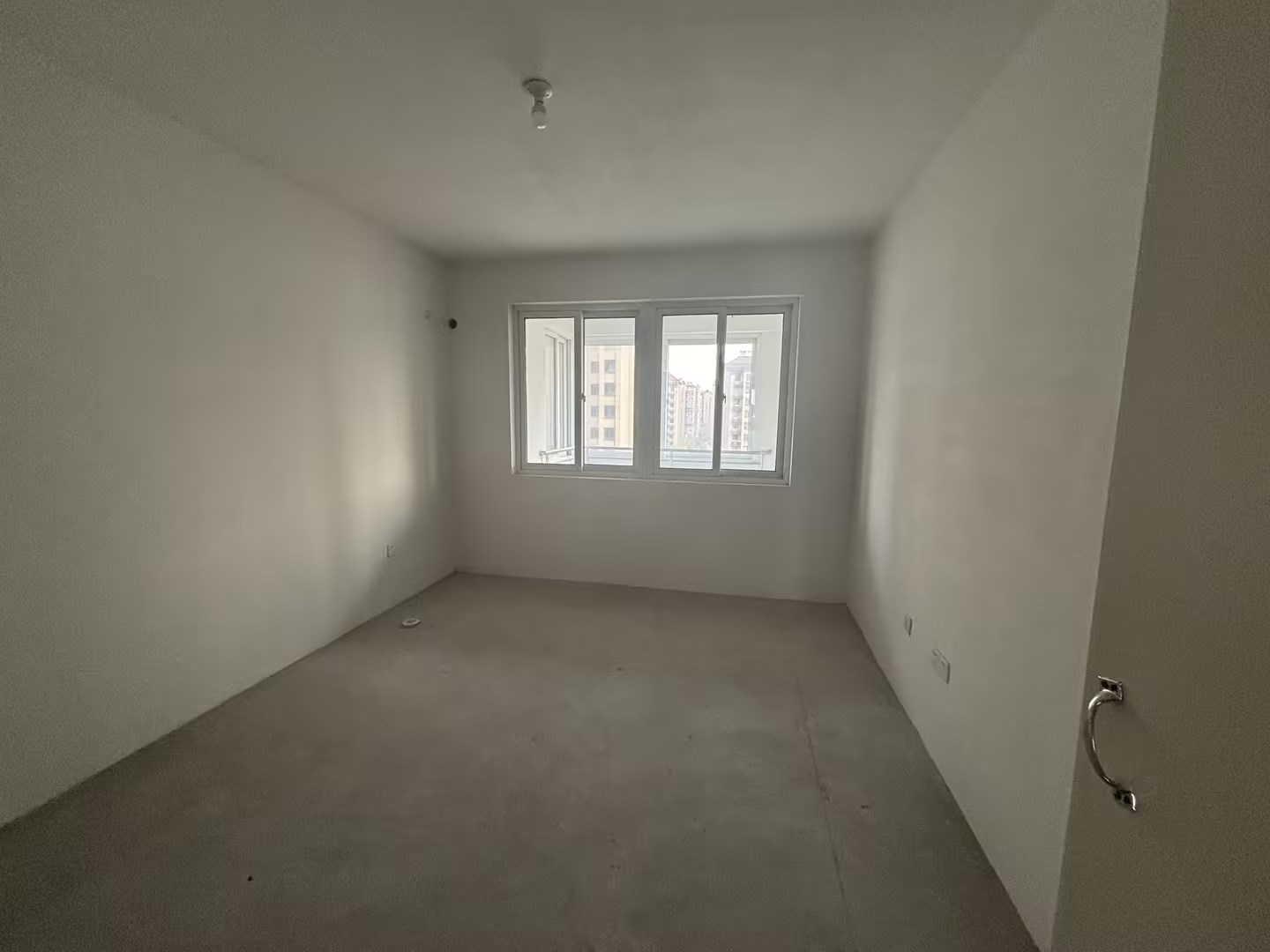 景明花苑 3室2厅2卫 149m&sup2;