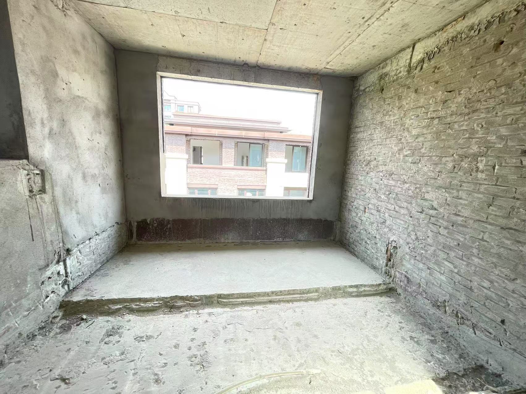 盛和九里香堤二期 6室2厅3卫 165m&sup2;