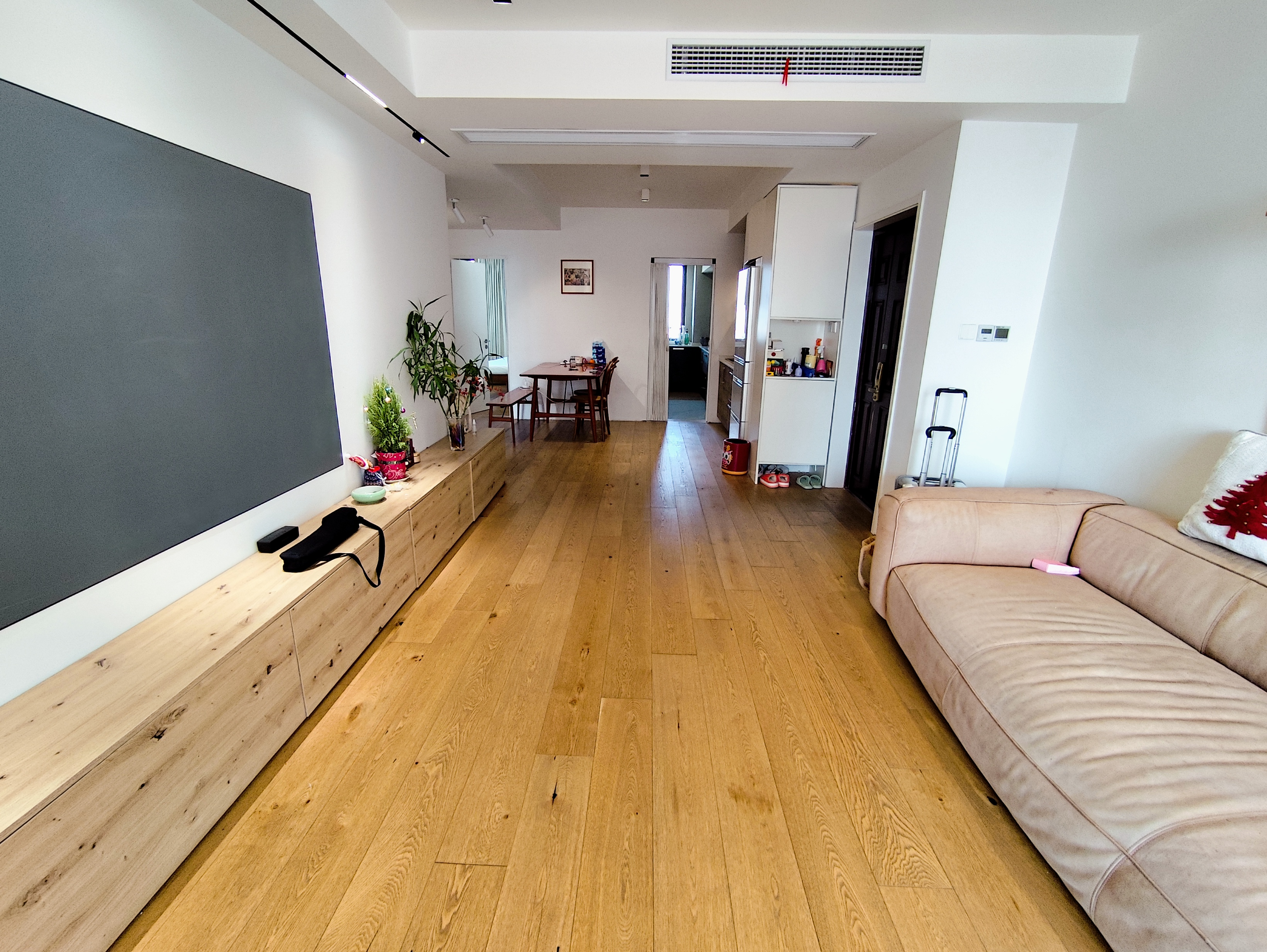 中南世纪花城三期 3室2厅2卫 146.08m&sup2;