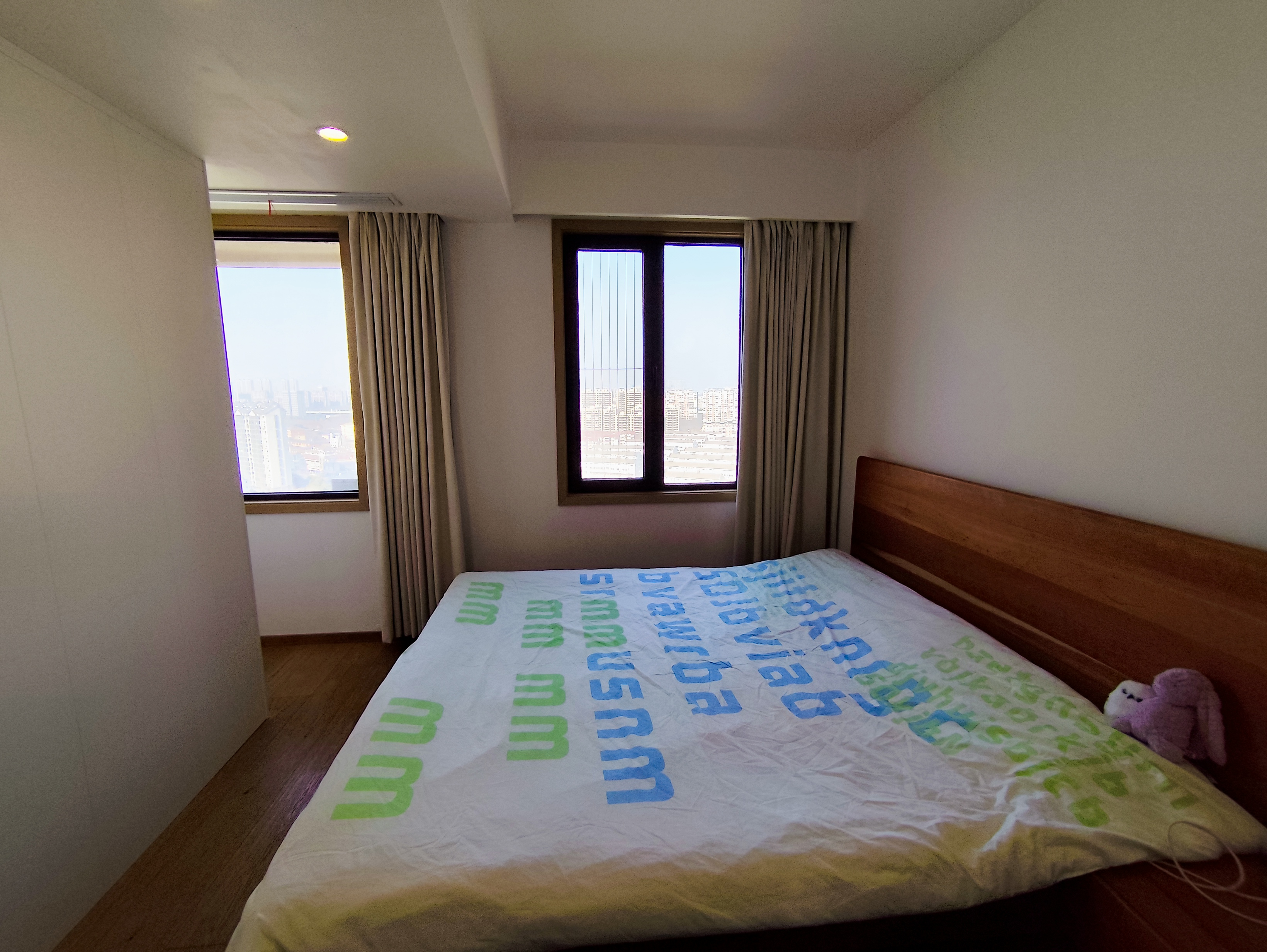 中南世纪花城三期 3室2厅2卫 146.08m&sup2;