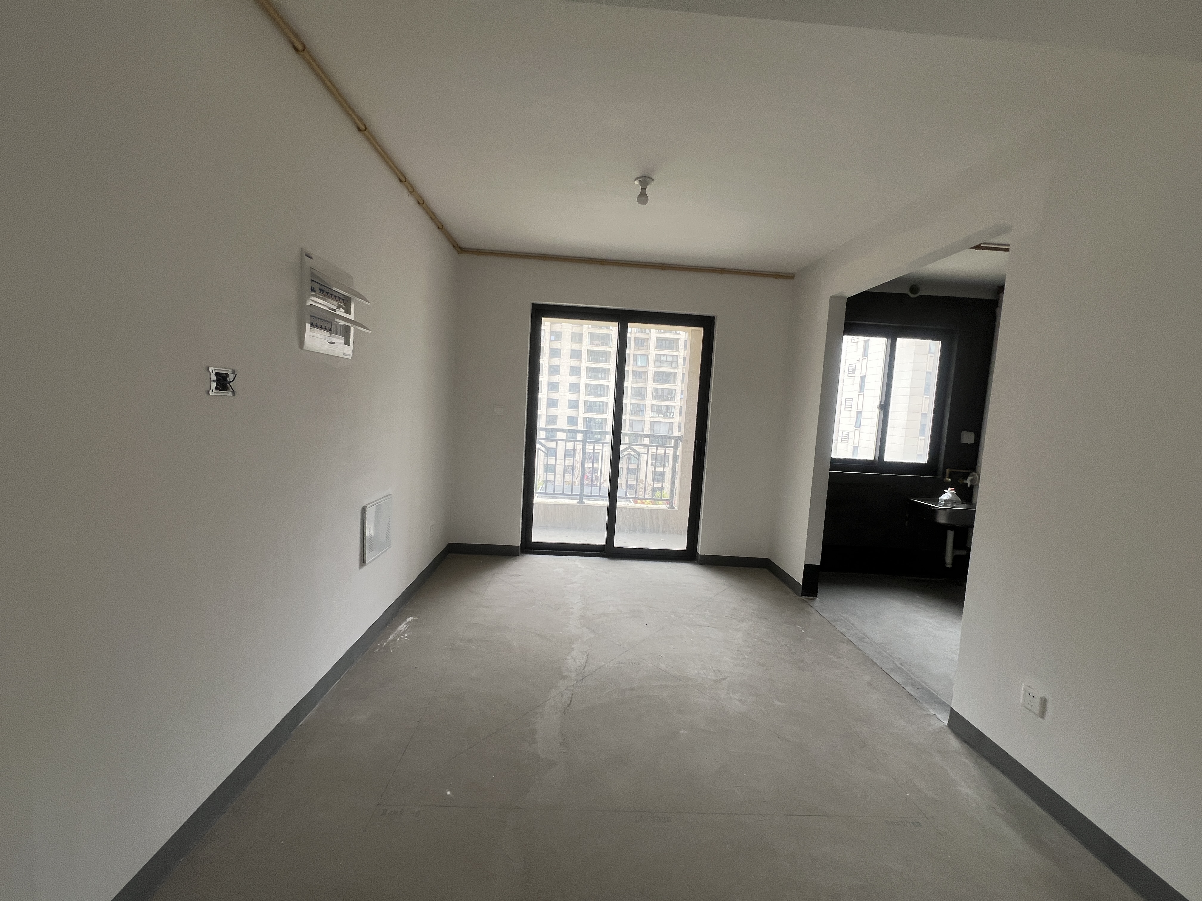 招商新城雍景湾 3室2厅2卫 140m²