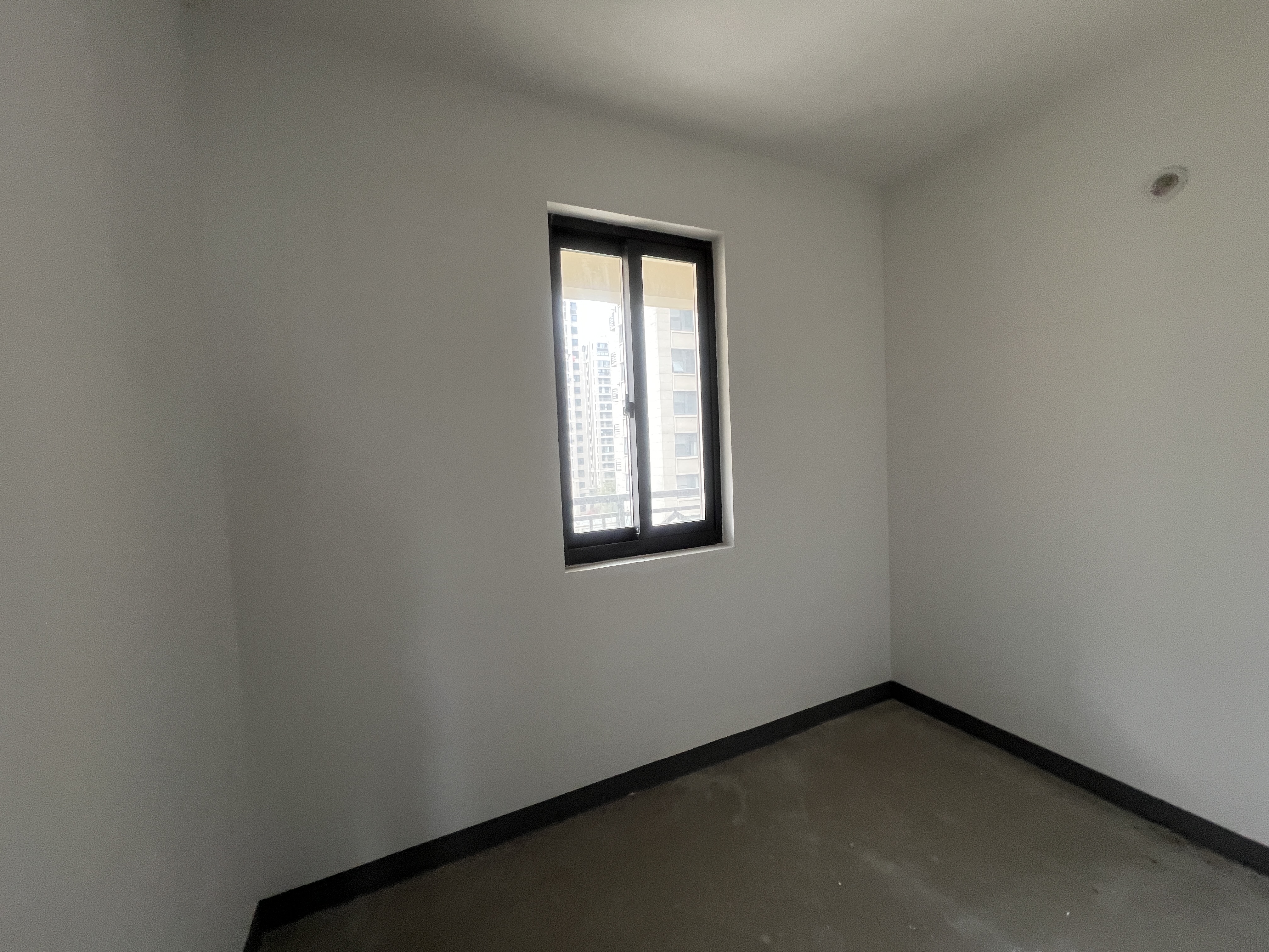 招商新城雍景湾 3室2厅2卫 140m²