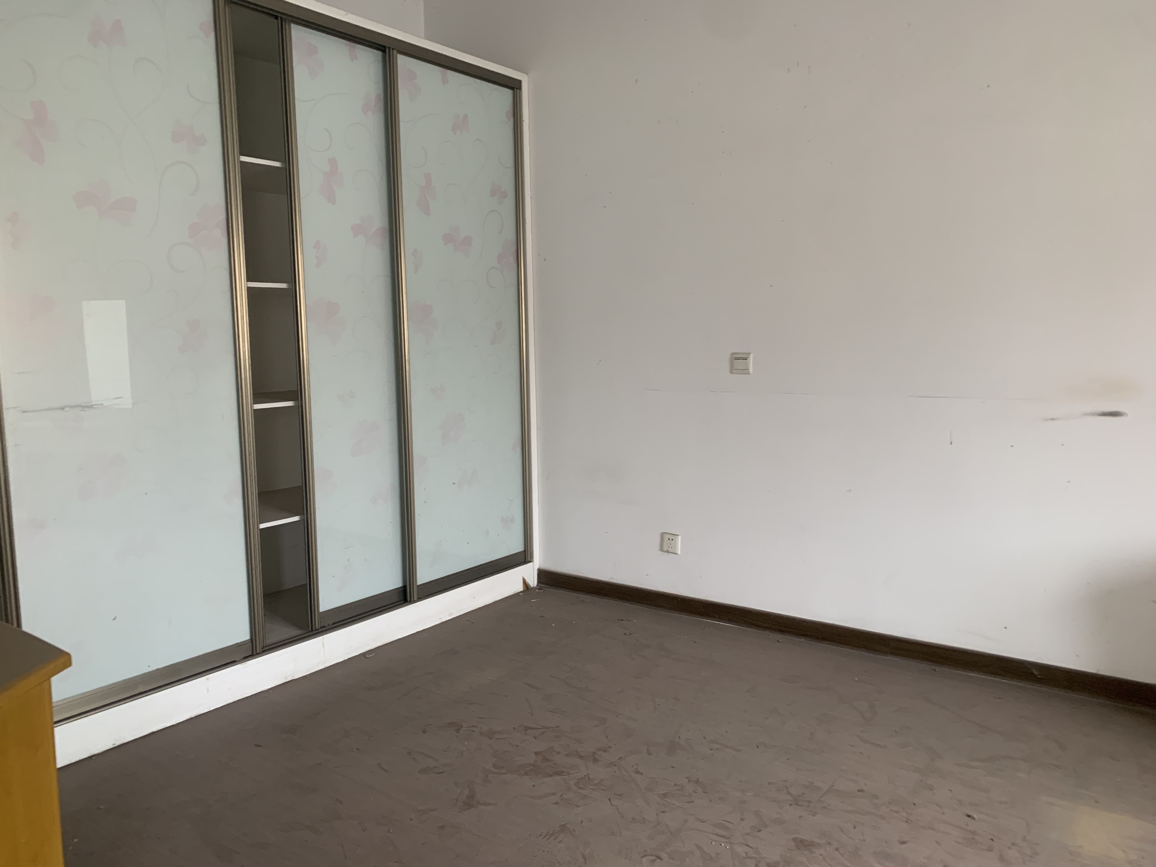 东赵家巷 2室1厅1卫 58.02m²