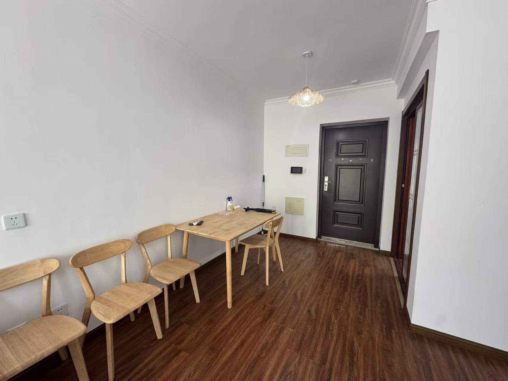 绿地新里城 3室2厅1卫 91.5m&sup2;
