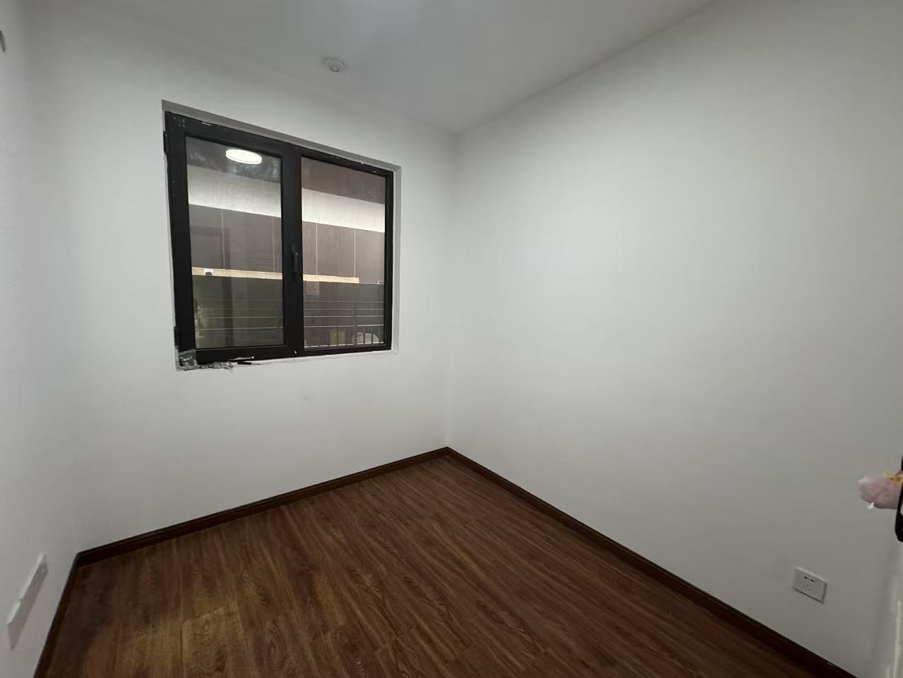 绿地新里城 3室2厅1卫 91.5m&sup2;