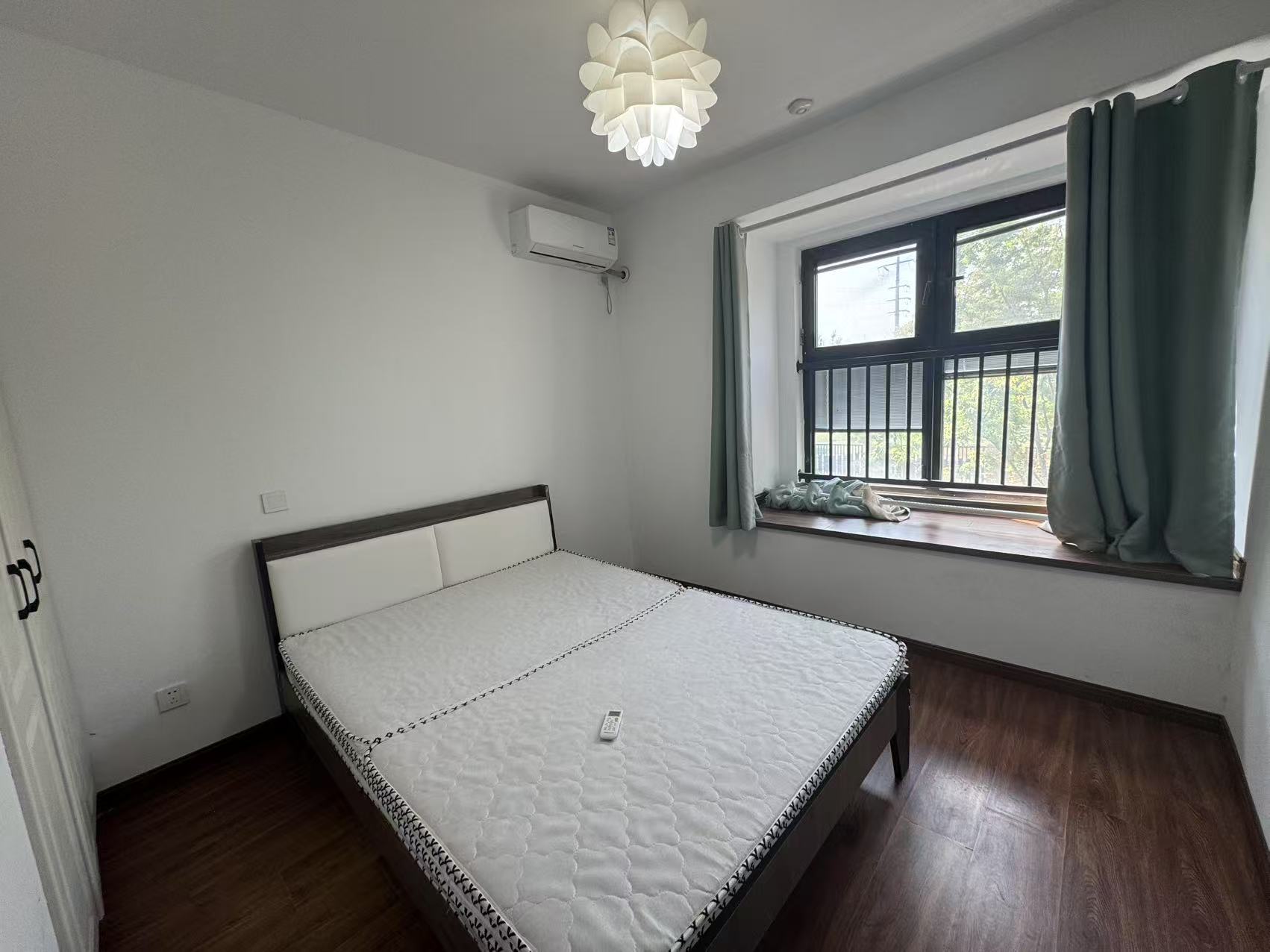 绿地新里城 3室2厅1卫 91.5m&sup2;