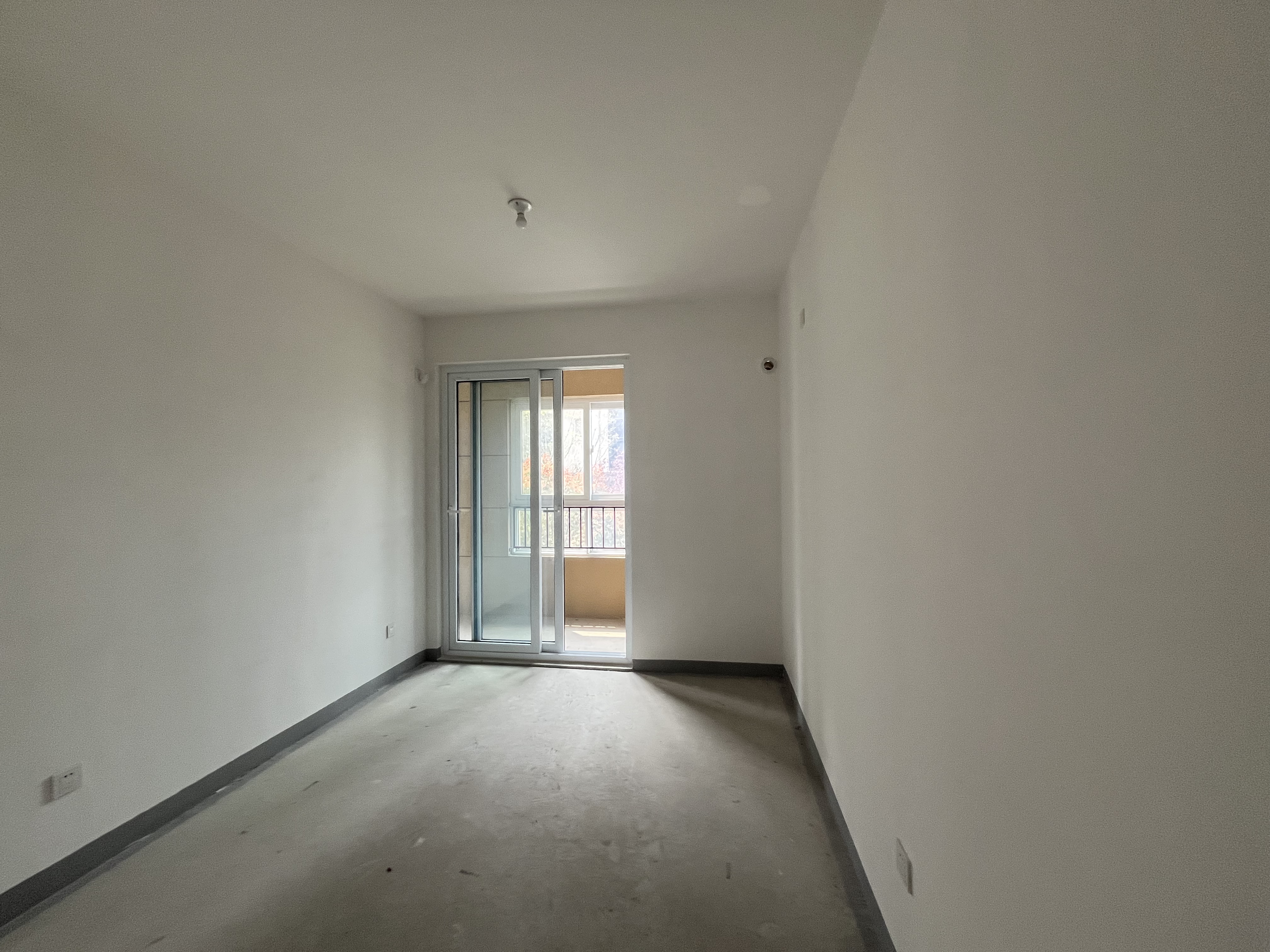 金地繁茂里 4室2厅2卫 138m²