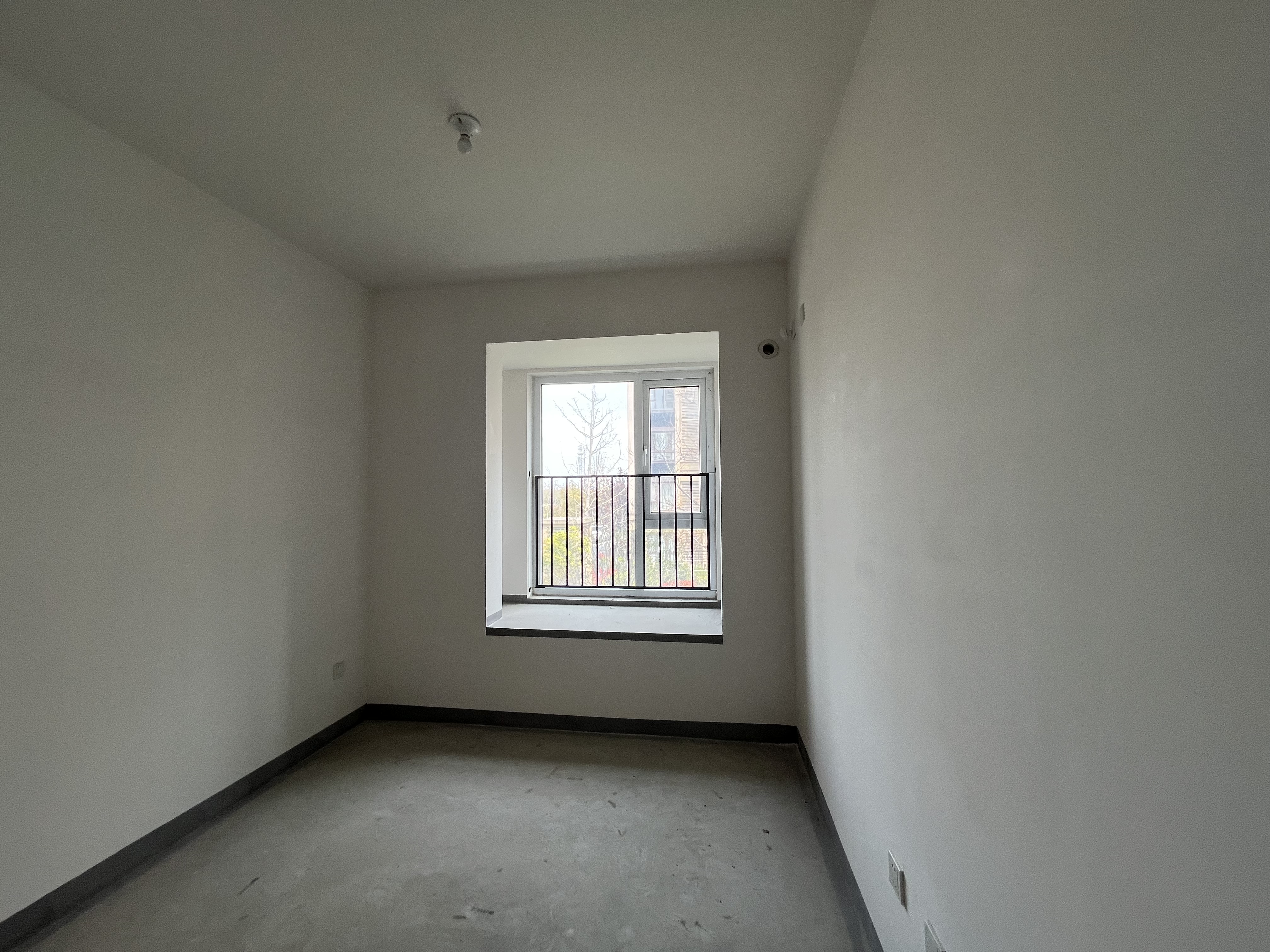 金地繁茂里 4室2厅2卫 138m²