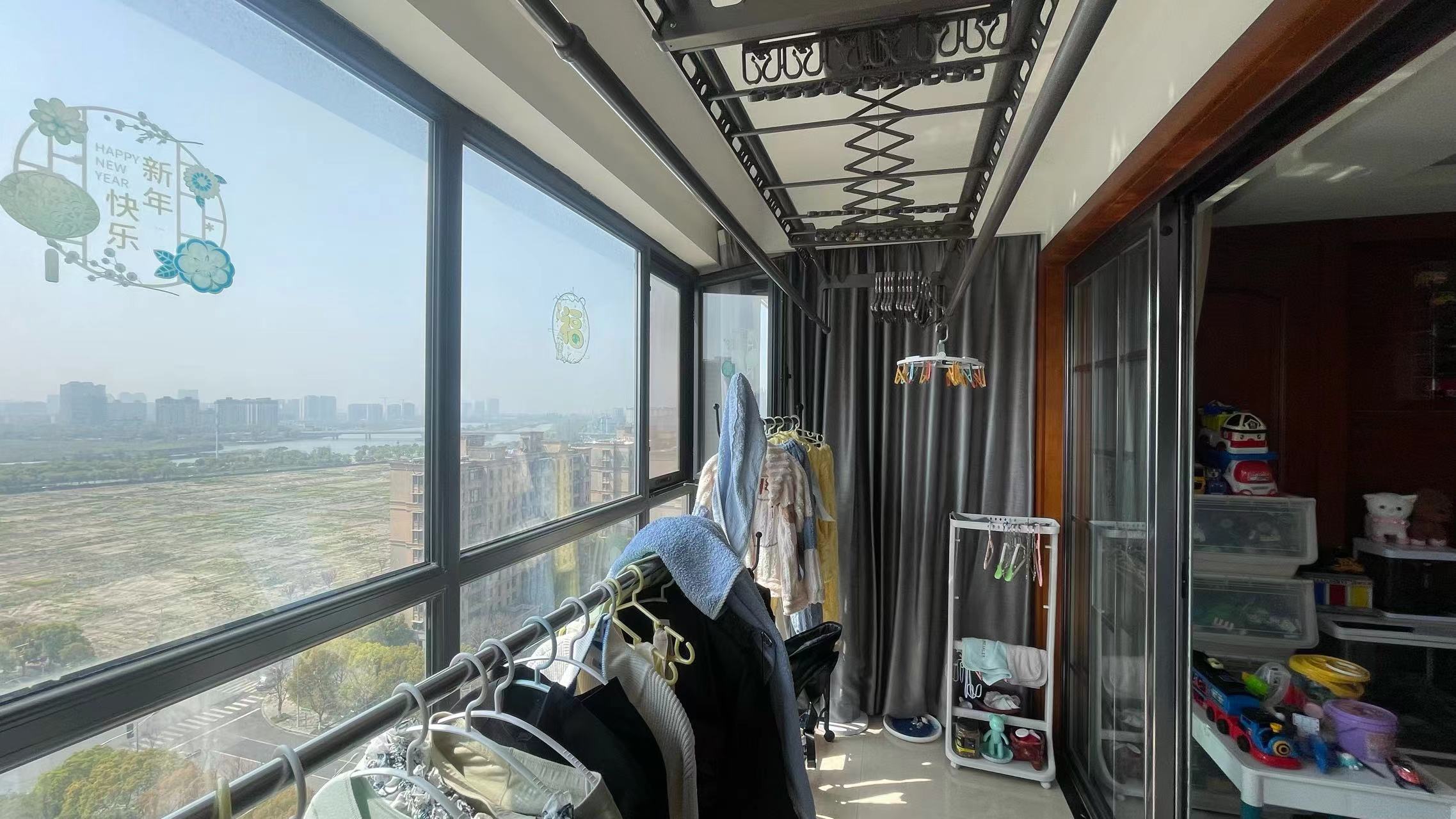 中港城皇家公寓 3室2厅1卫 142m&sup2;