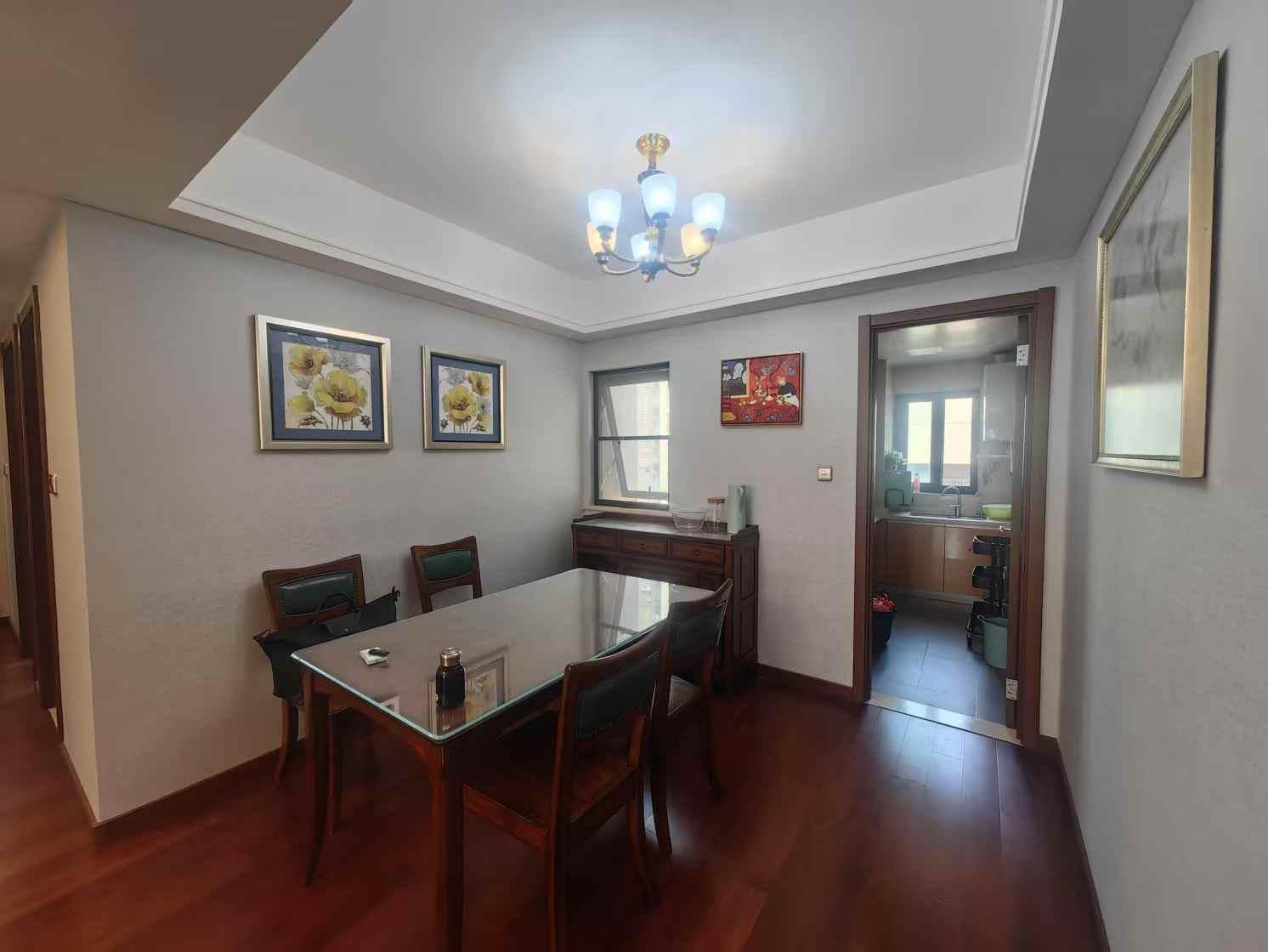 万科城市之光 3室2厅2卫 142m²