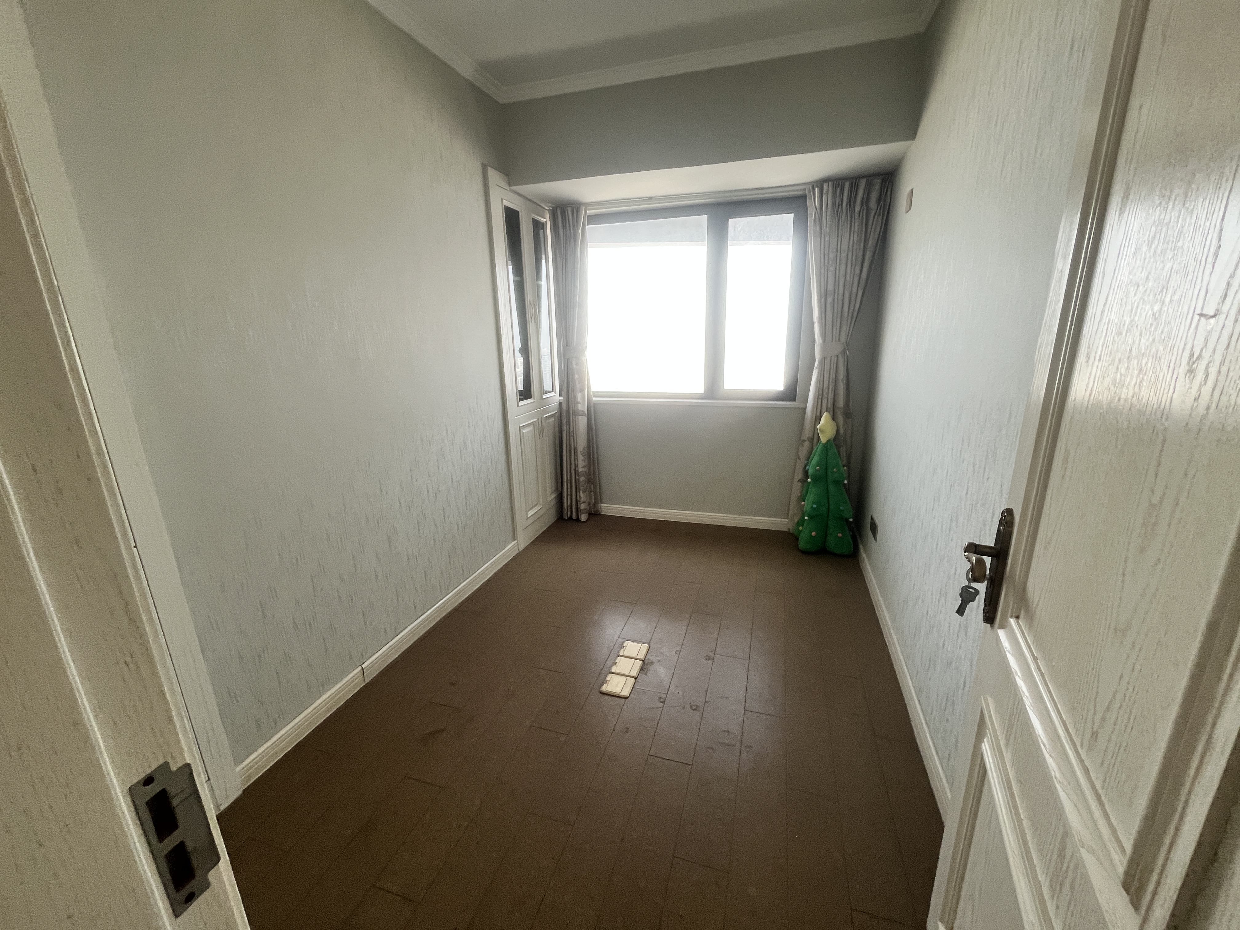 印象公馆 3室1厅2卫 130.02m²