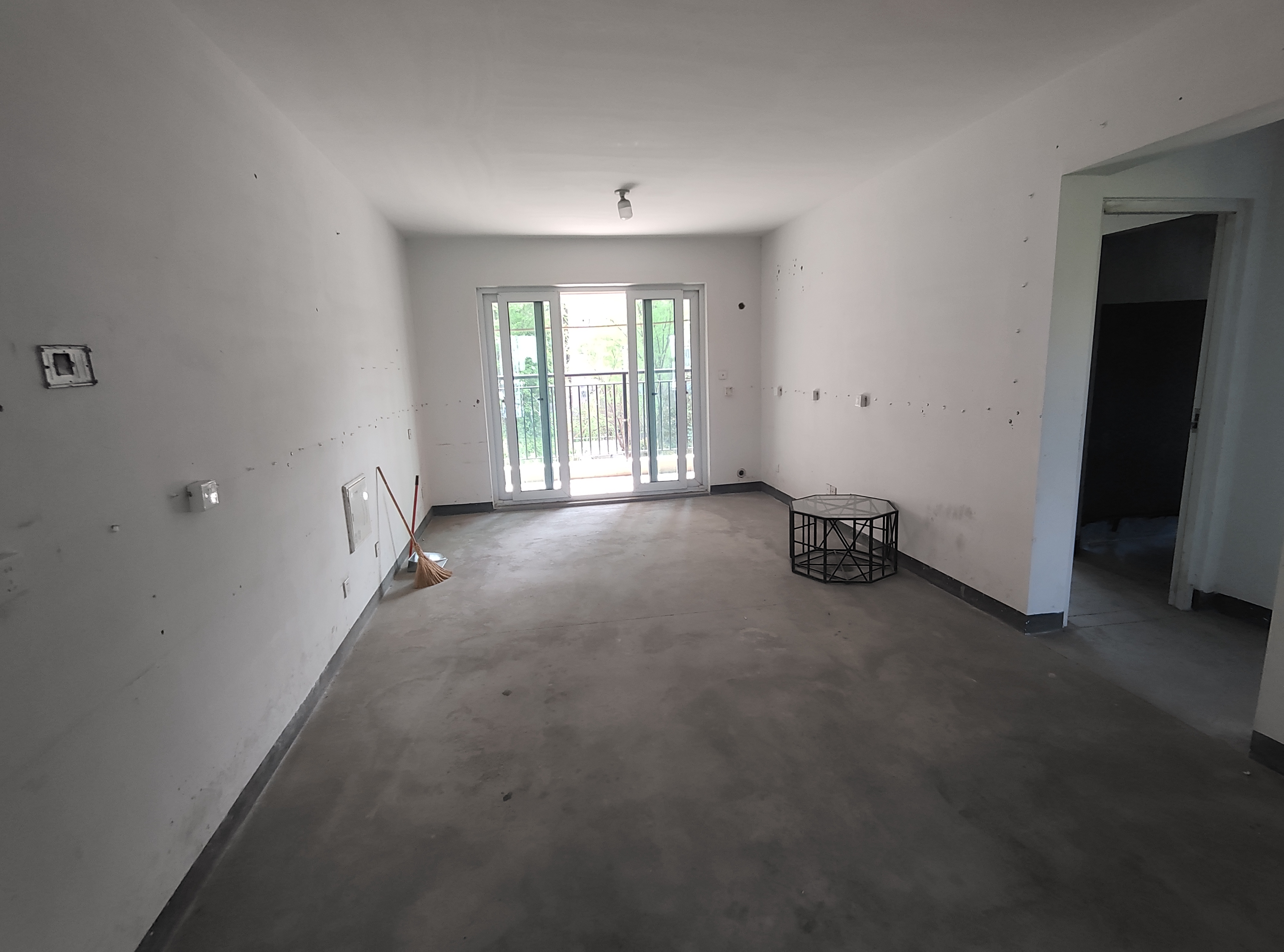南山国际社区 3室2厅1卫 103m²