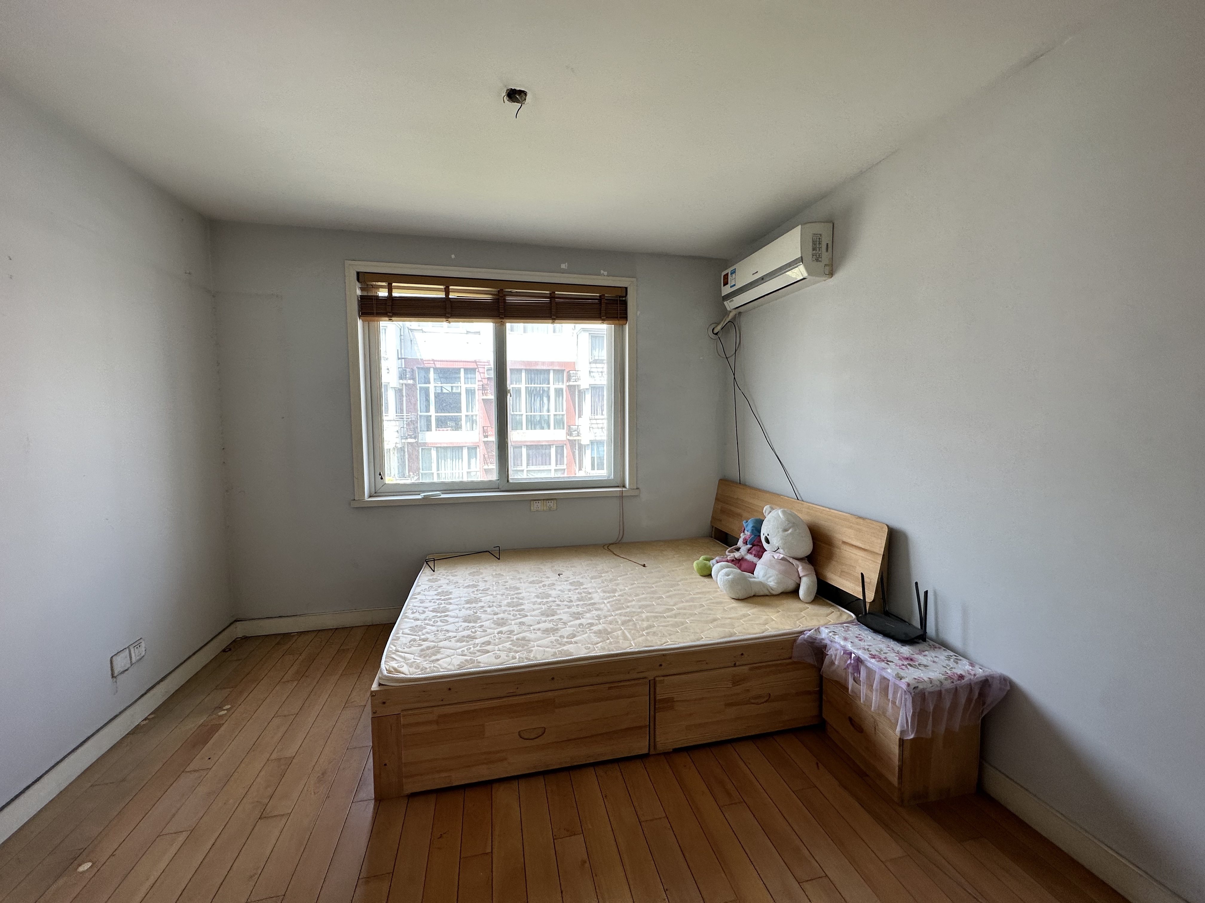 文峰花苑 3室2厅1卫 128.8m&sup2;