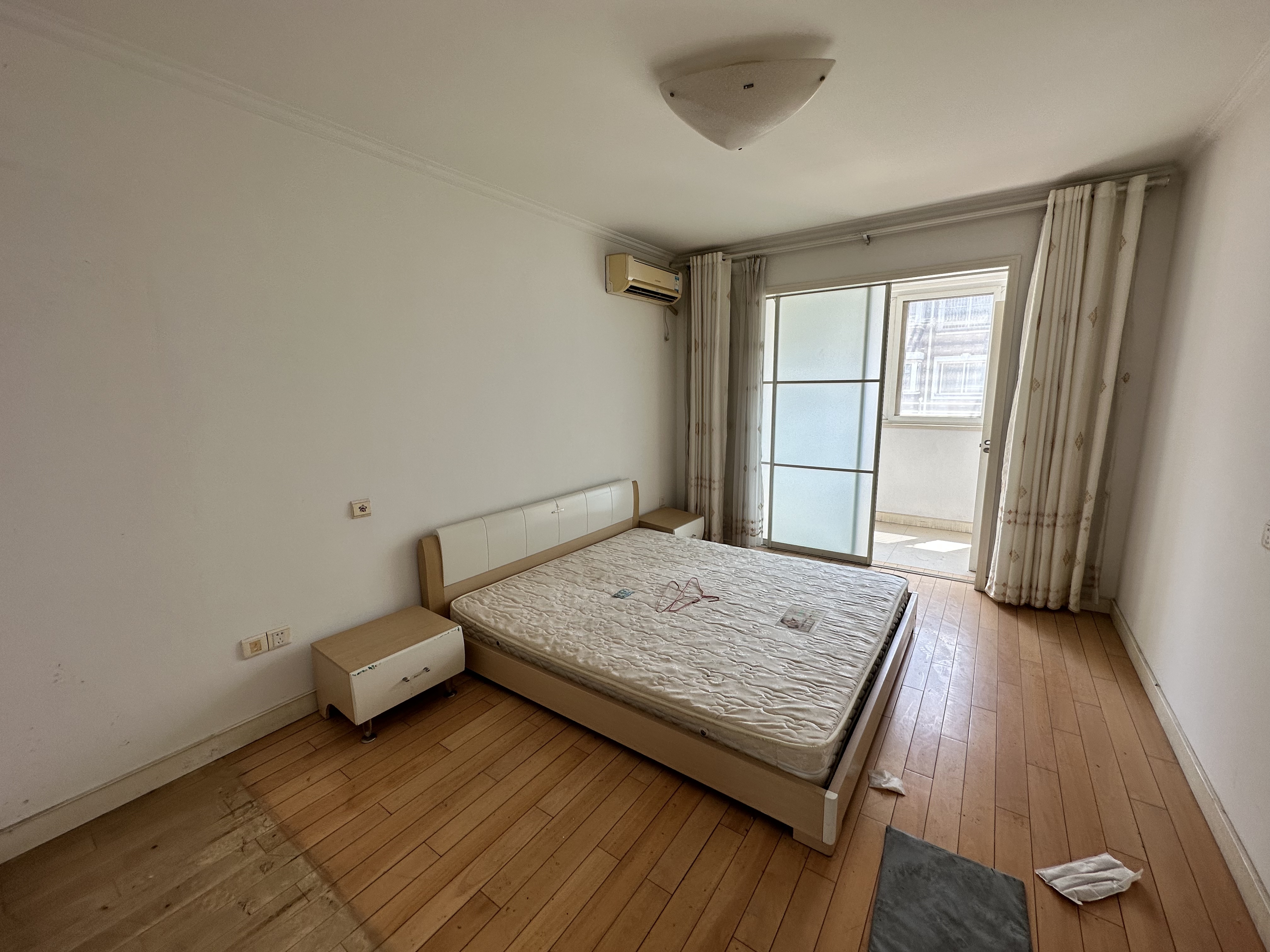 文峰花苑 3室2厅1卫 128.8m&sup2;