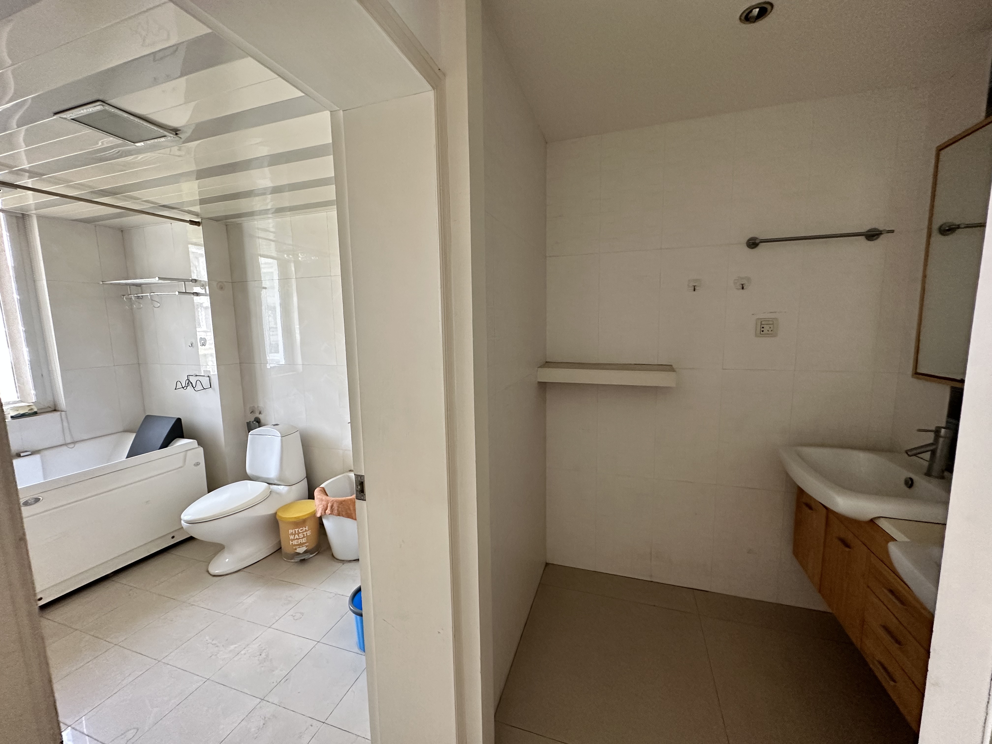 文峰花苑 3室2厅1卫 128.8m&sup2;