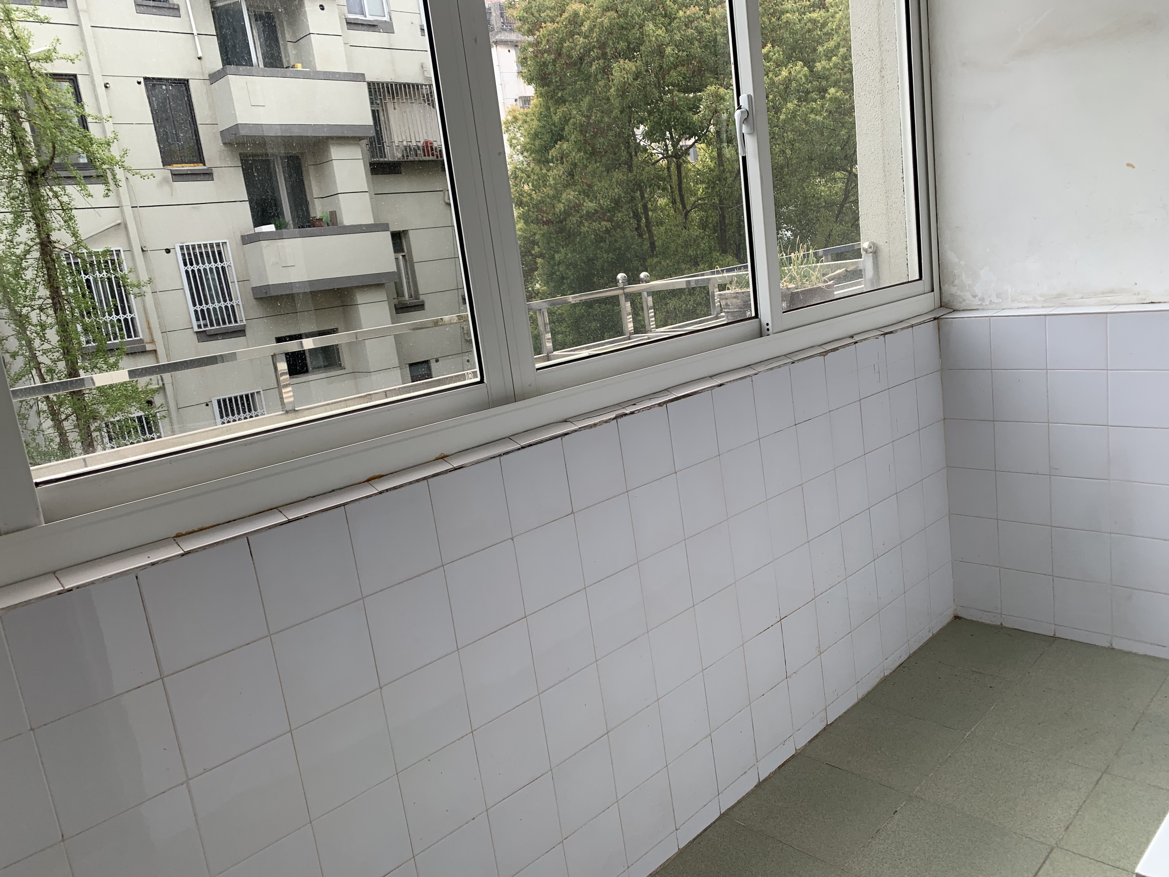 银花苑 2室1厅1卫 75.76m²