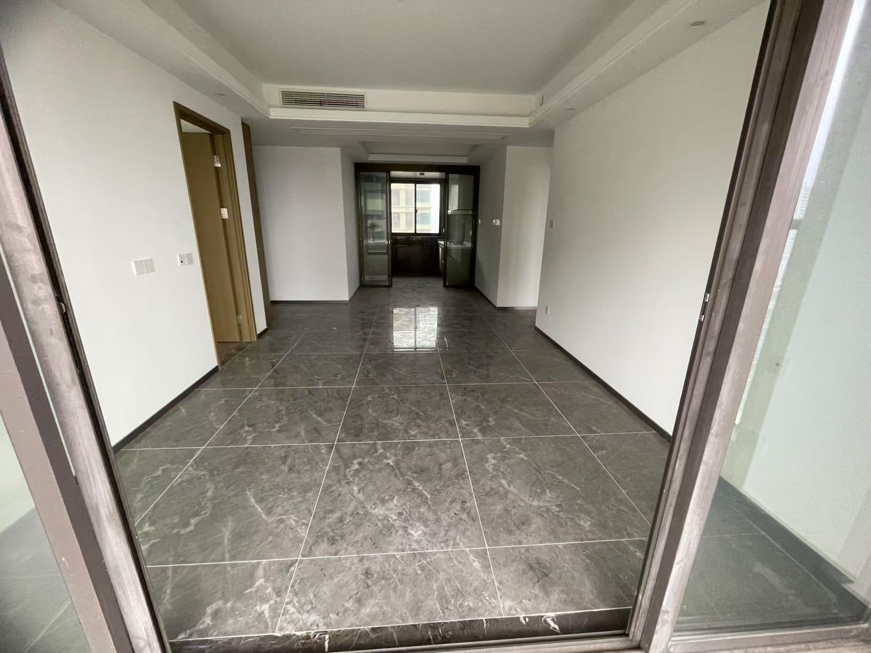远创宸樾 4室2厅2卫 122m&sup2;