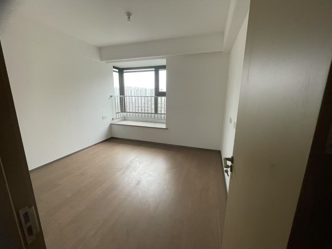 远创宸樾 4室2厅2卫 122m&sup2;