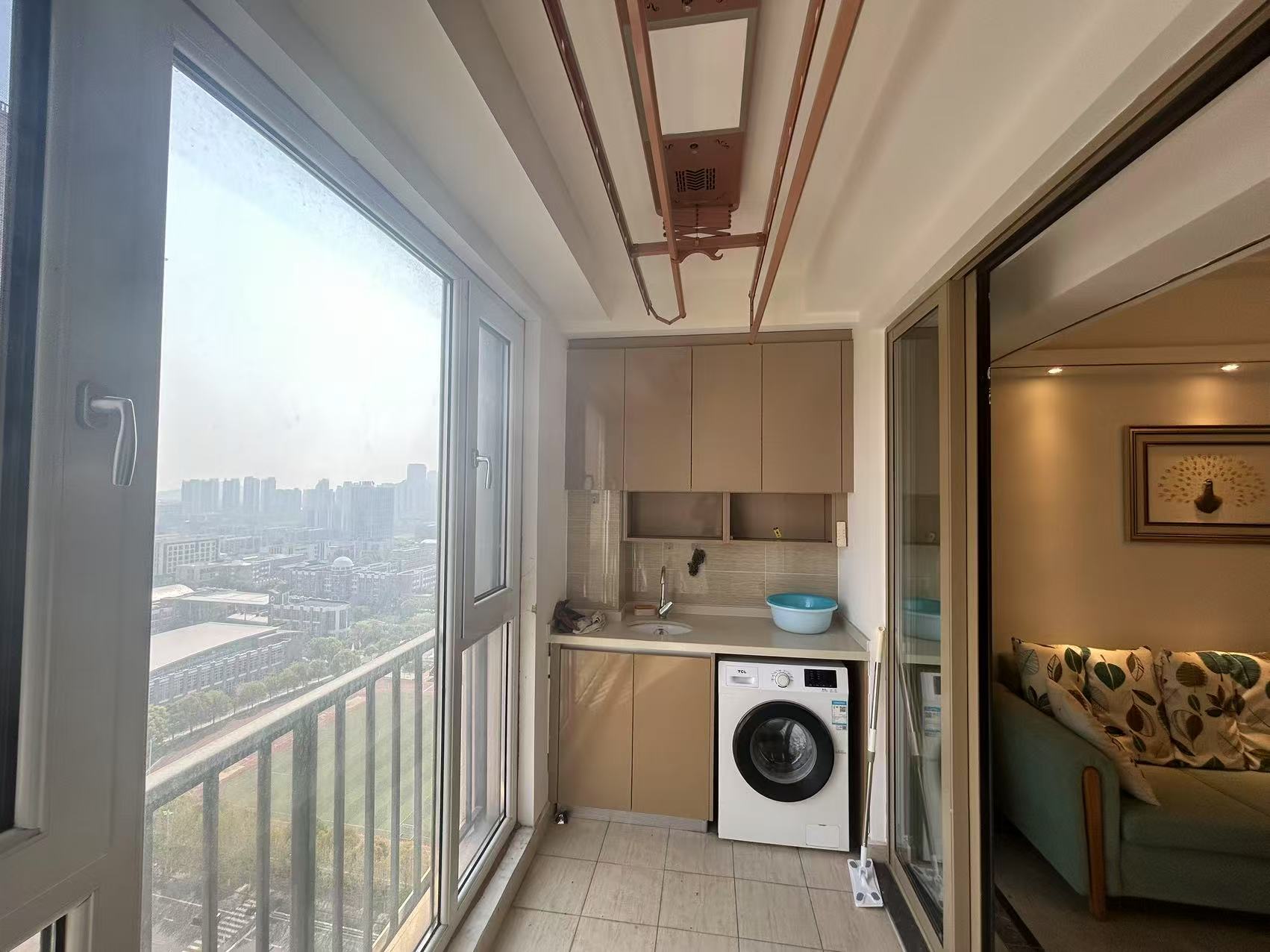 中南世纪花城三期 3室2厅1卫 100.39m&sup2;