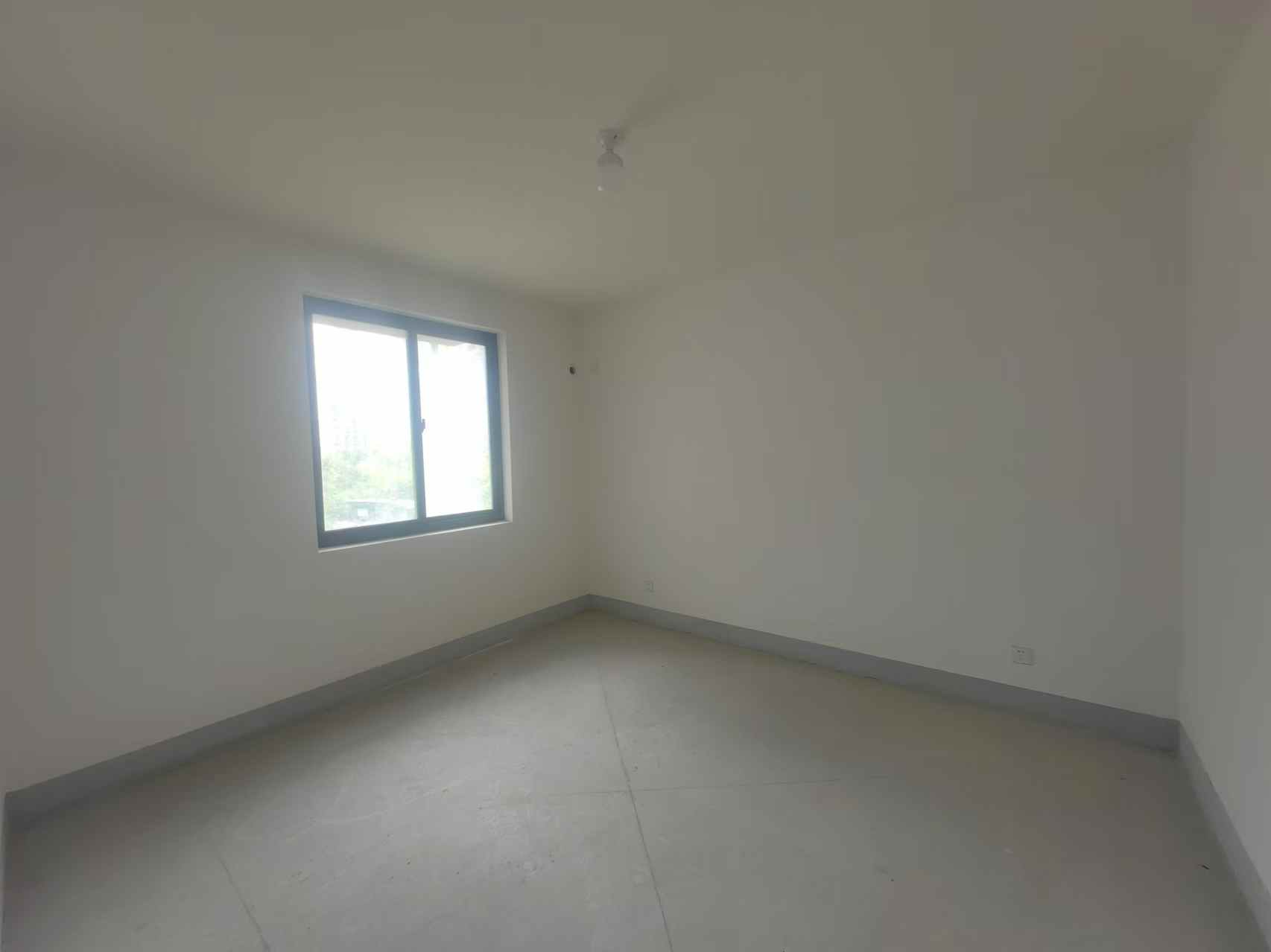 兴石花园 3室2厅1卫 128.02m&sup2;
