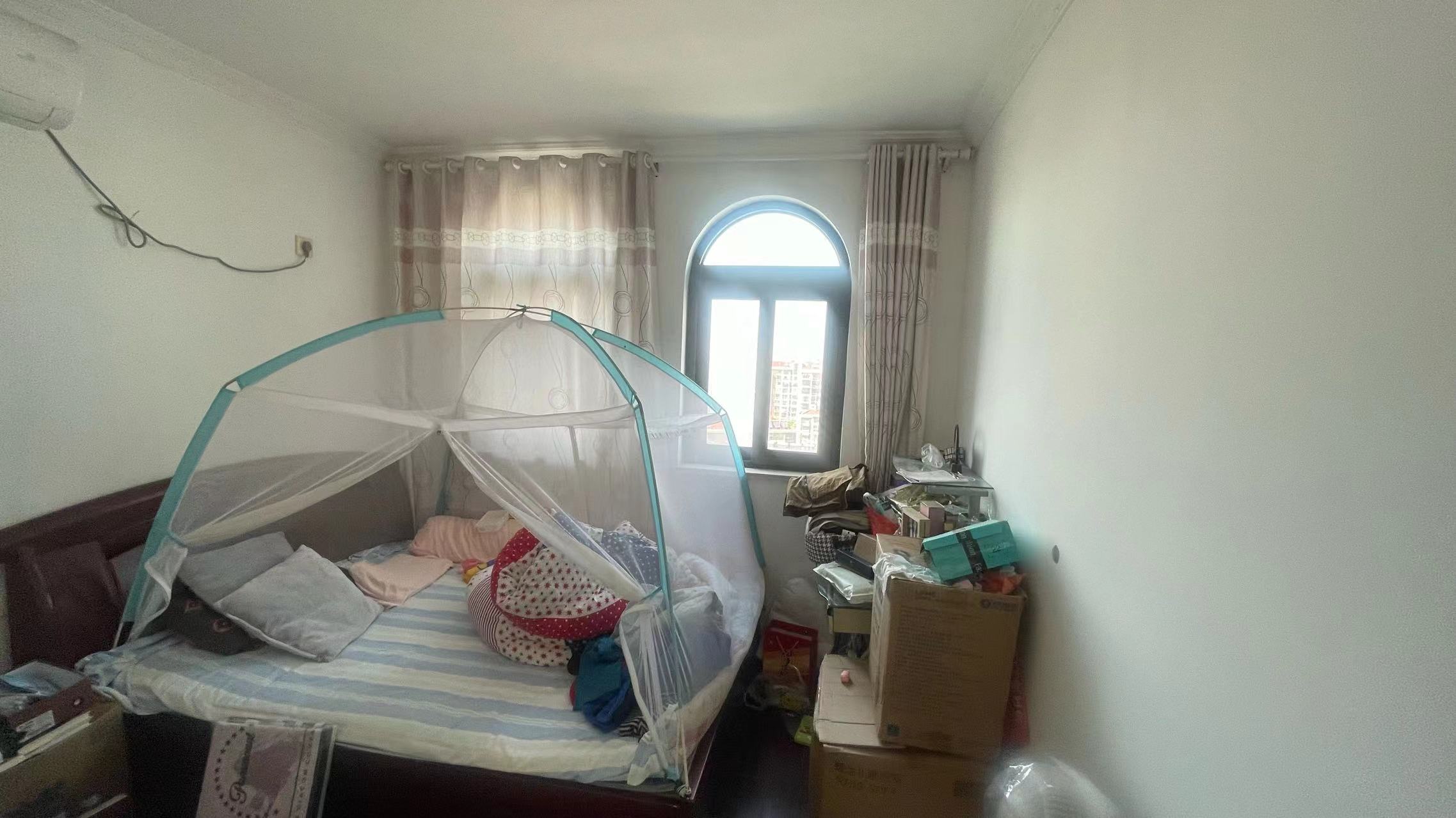 高迪晶城 2室2厅1卫 95m²