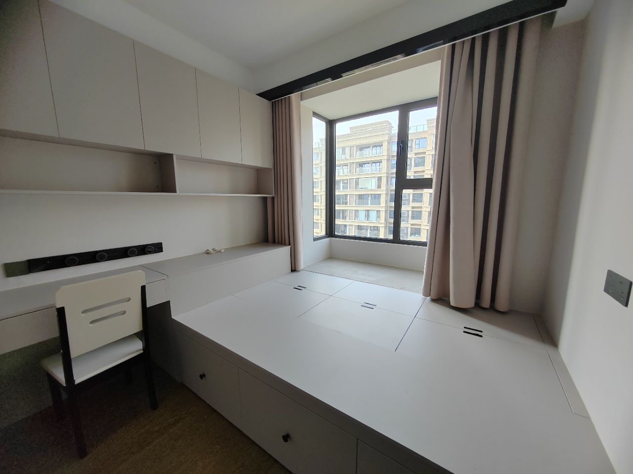 远创宸樾 4室2厅2卫 122.68m&sup2;