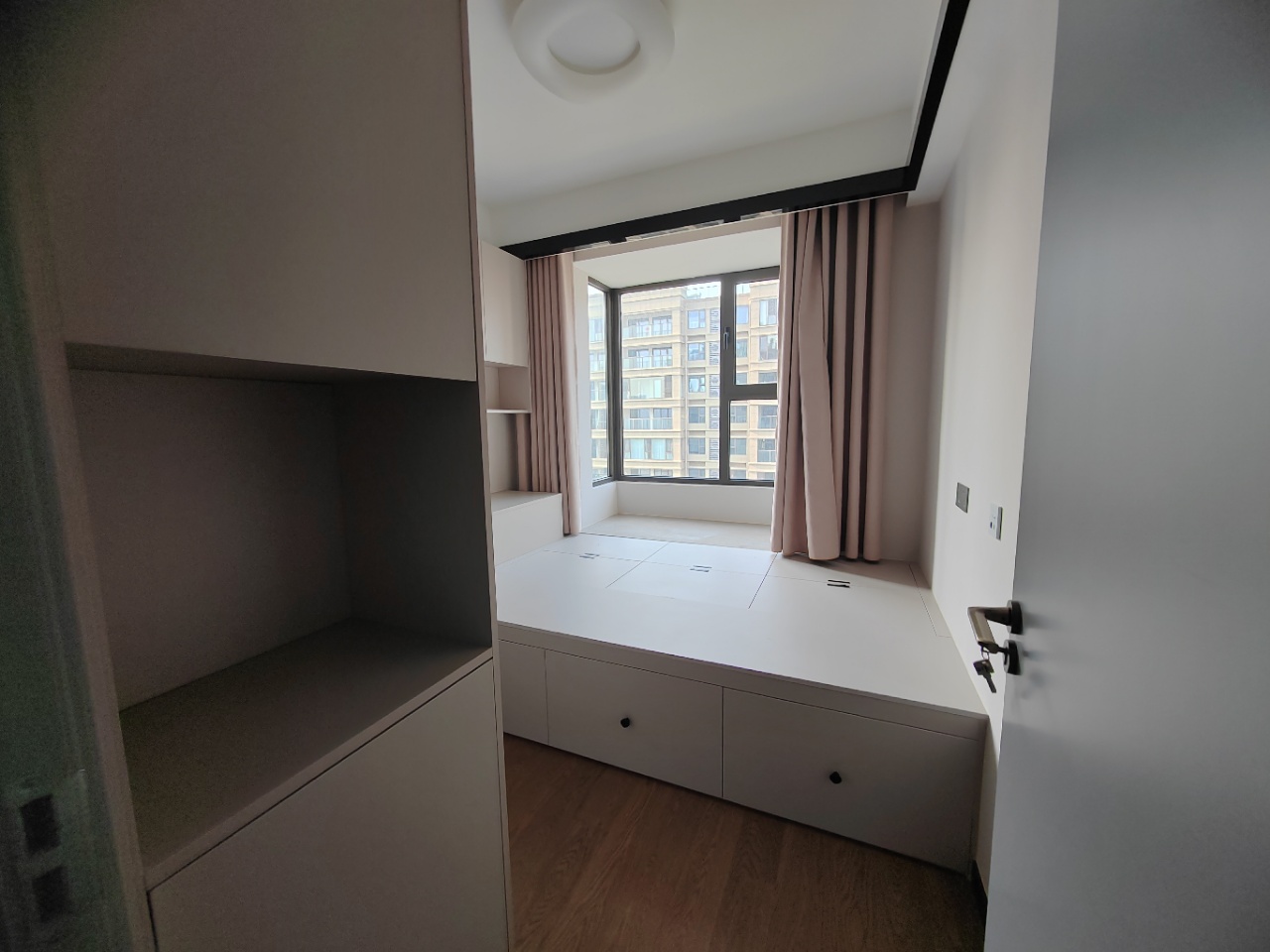 远创宸樾 4室2厅2卫 122.68m&sup2;